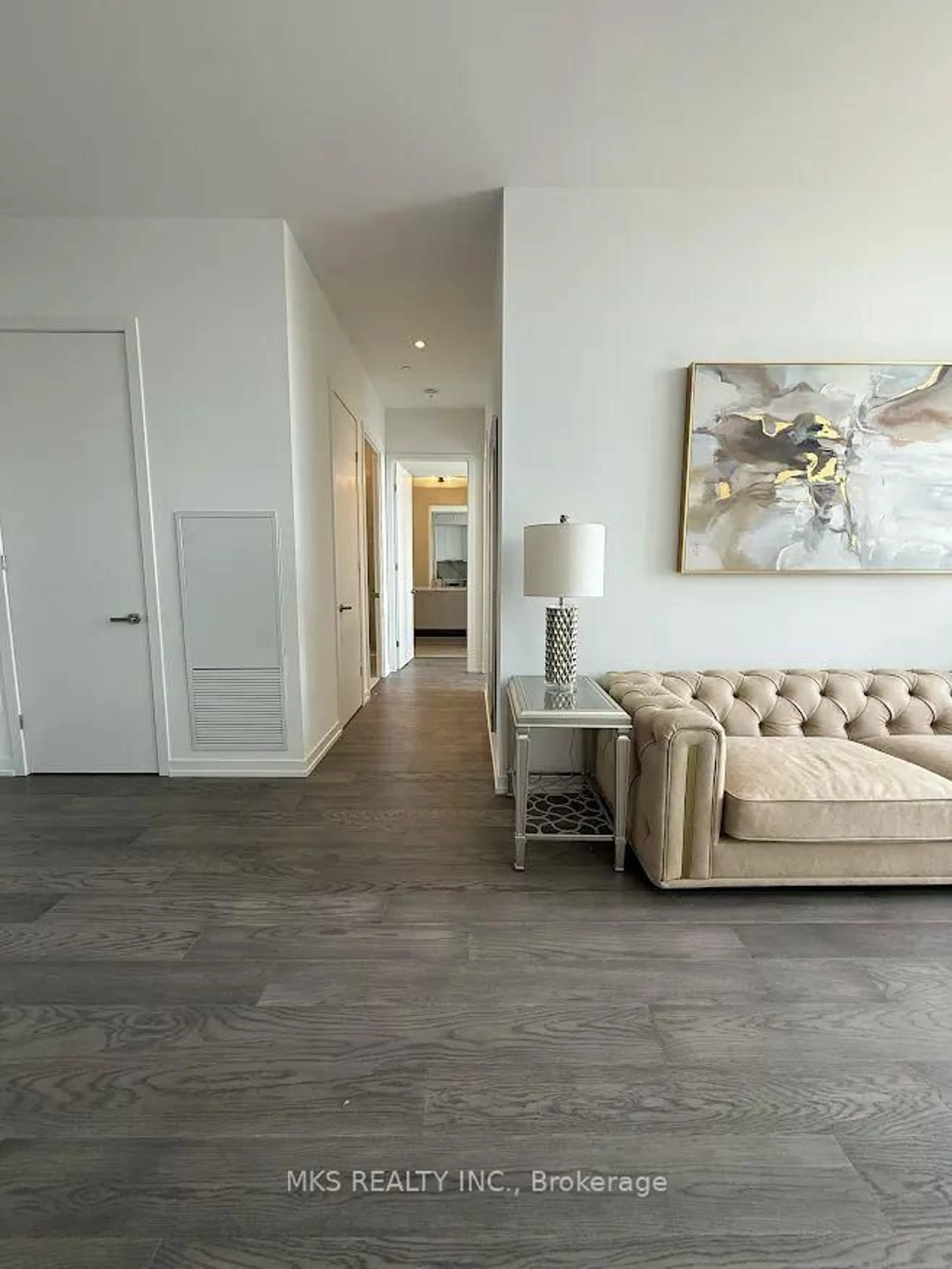 Indoor entryway for 55 Cooper St #PH112, Toronto Ontario M5E 0E4