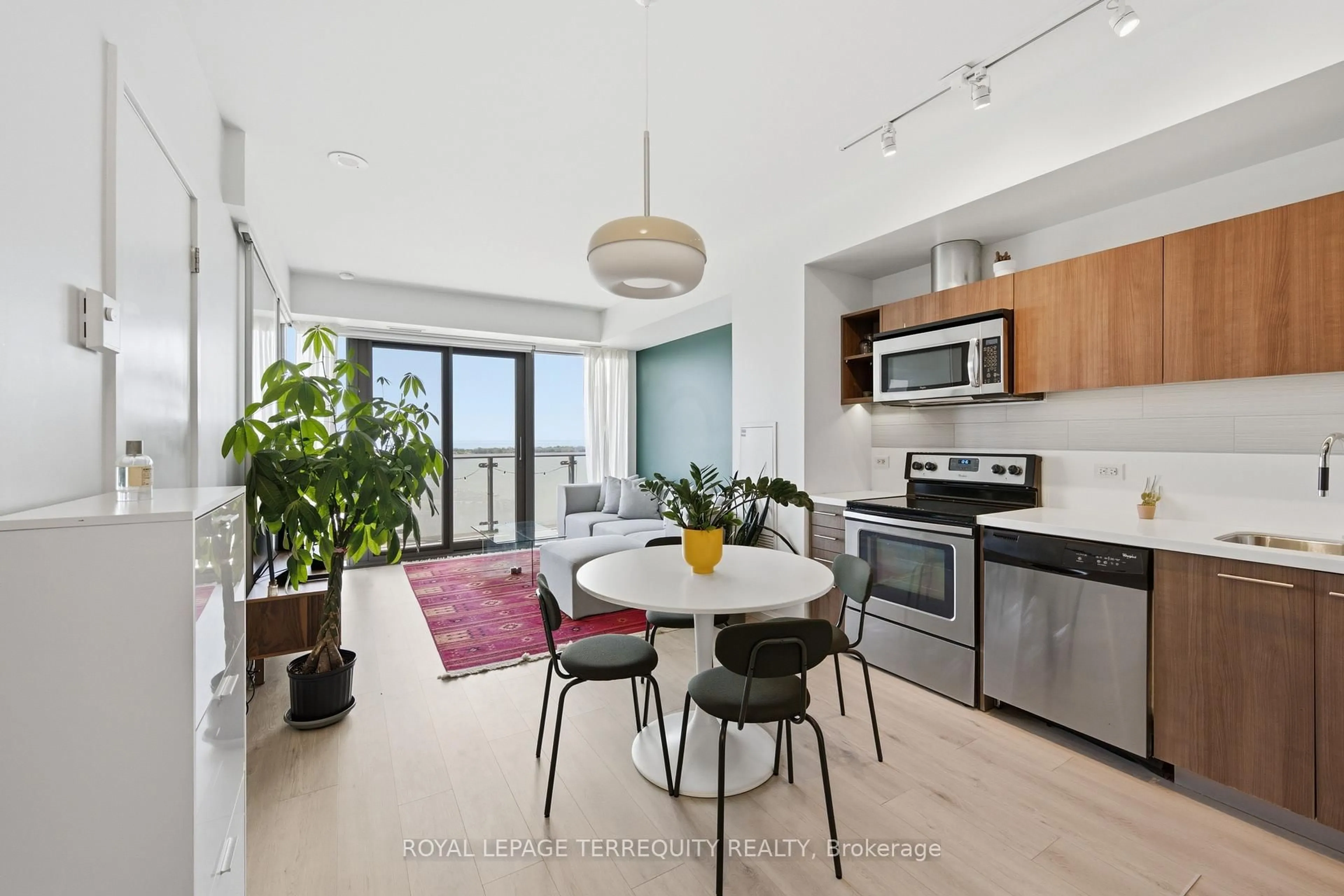 Open concept kitchen, unknown for 70 Distillery Lane #2107, Toronto Ontario M5A 0E3