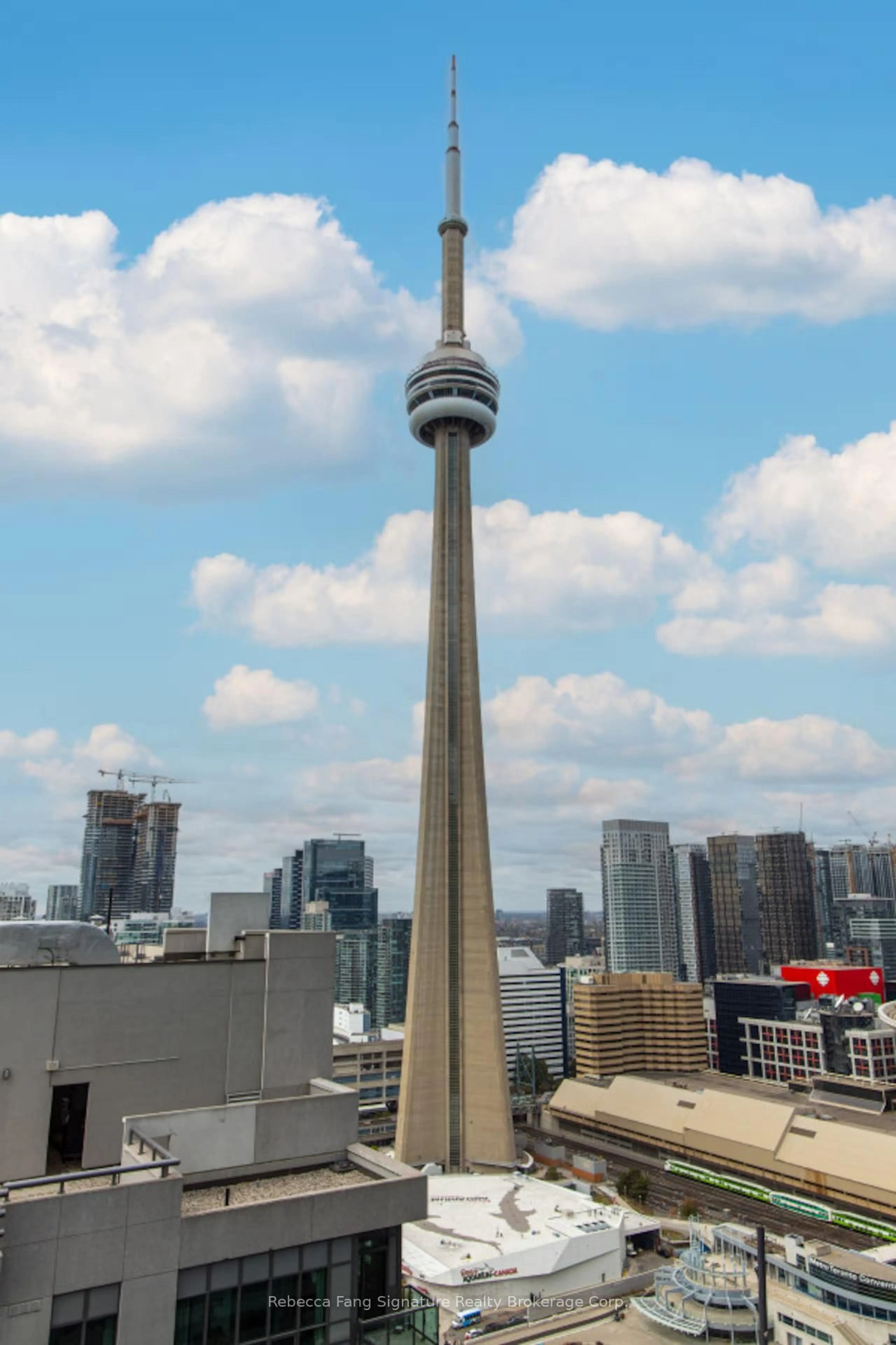 A pic of a room for 12 York St #3206, Toronto Ontario M5J 0A9
