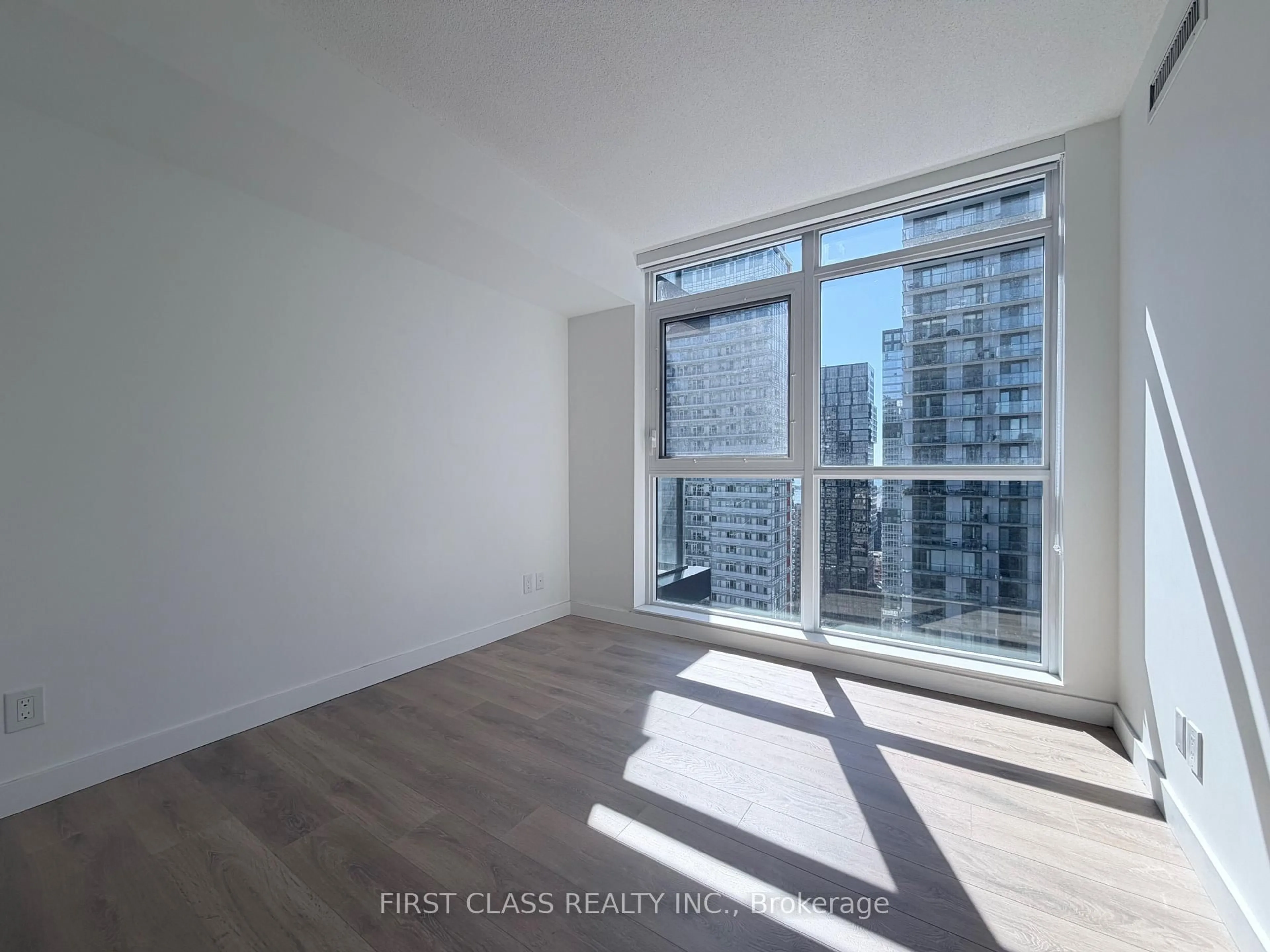 A pic of a room for 38 Widmer St #3907, Toronto Ontario M5V 0P7