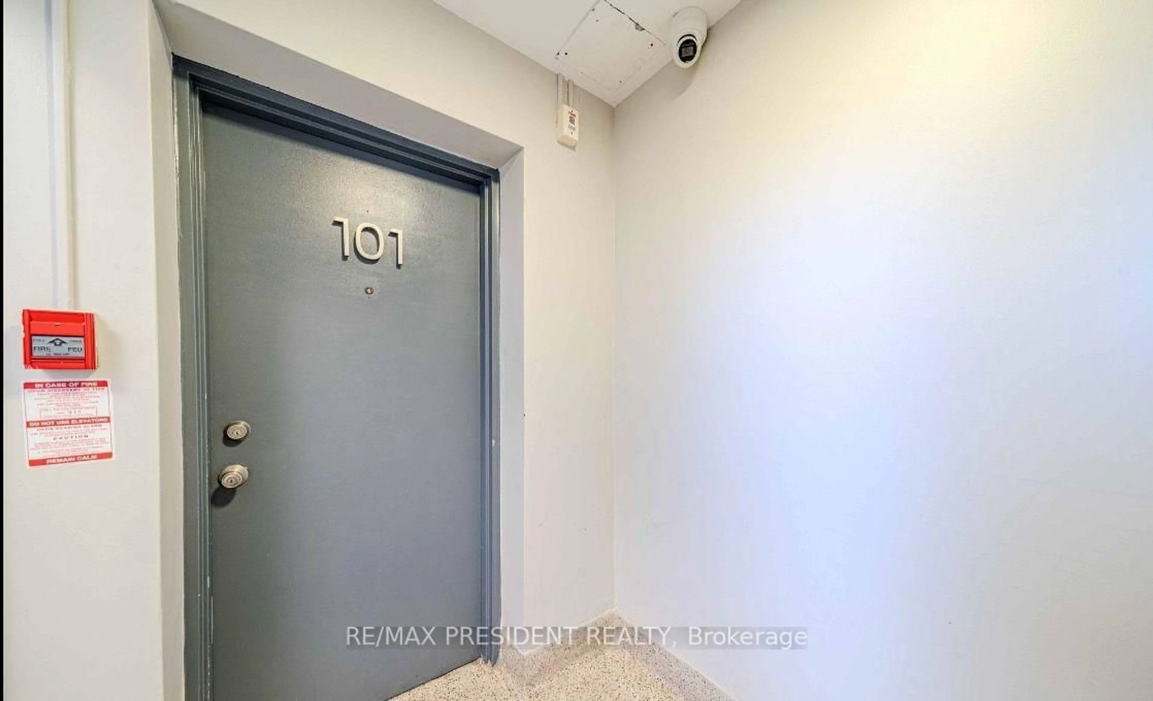 Unknown for 219 Wilson Ave #101, Toronto Ontario M5M 3B2