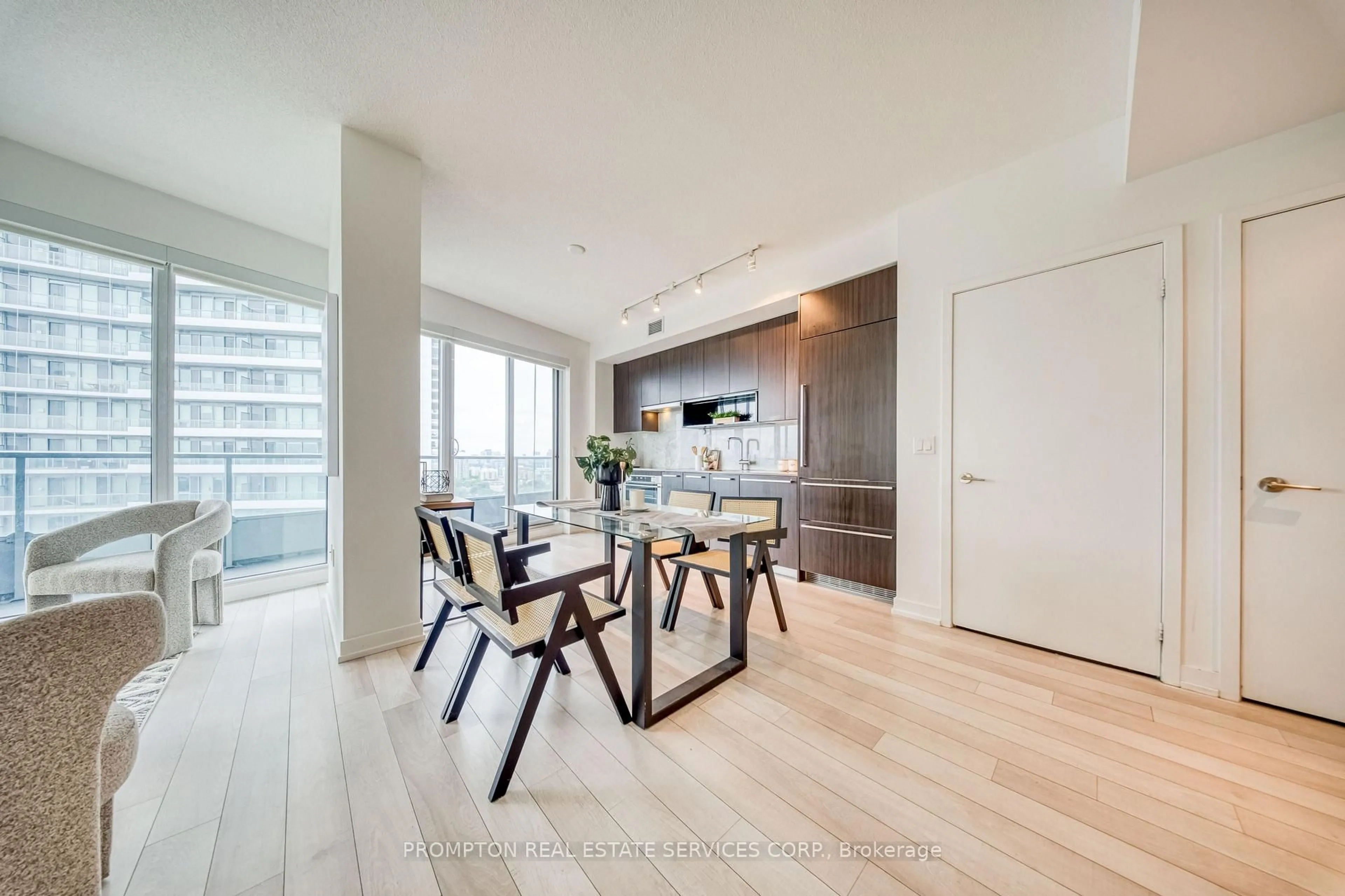 Unknown for 117 Mcmahon Dr #2807, Toronto Ontario M2K 0E4