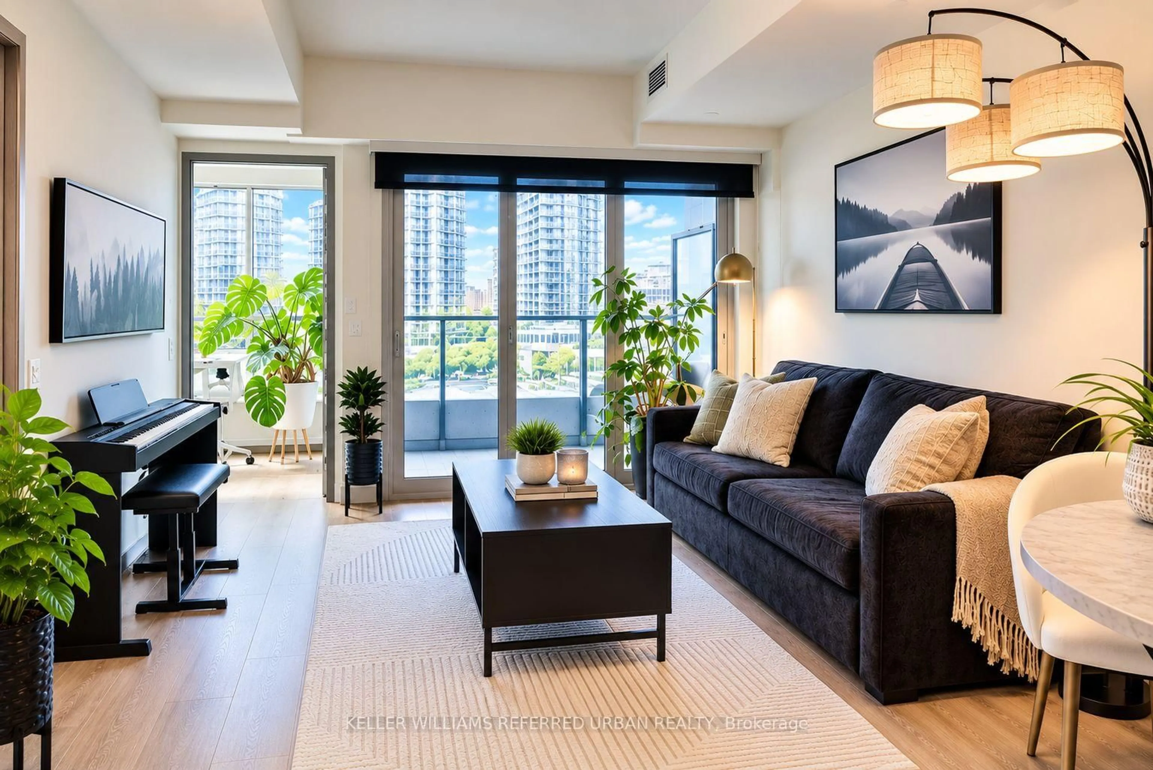 Living room with furniture, unknown for 3 Concord CityPlace Way #530, Toronto Ontario M5V 0X4
