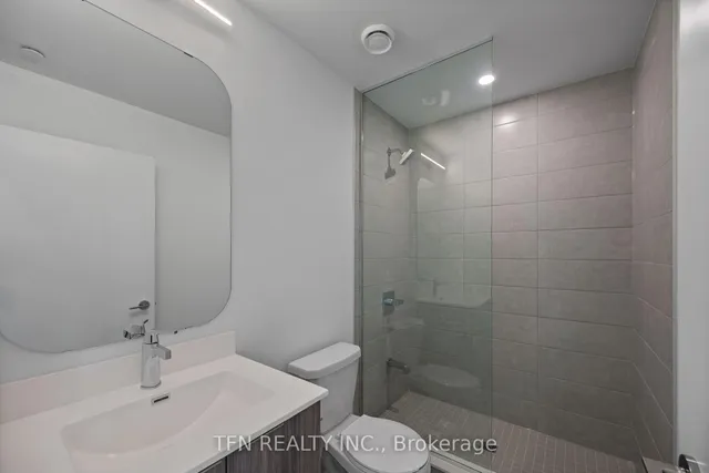 15 Richardson St #215, Toronto 4