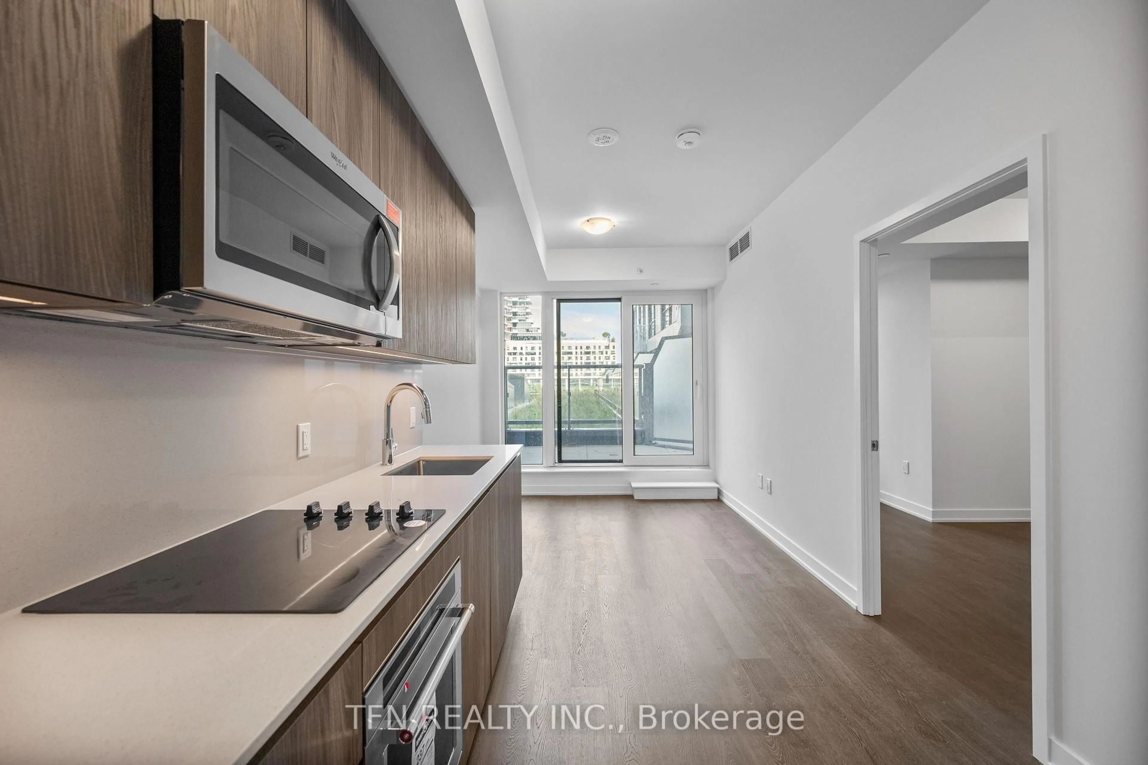 Standard kitchen, unknown for 15 Richardson St #314, Toronto Ontario M5A 0Y5