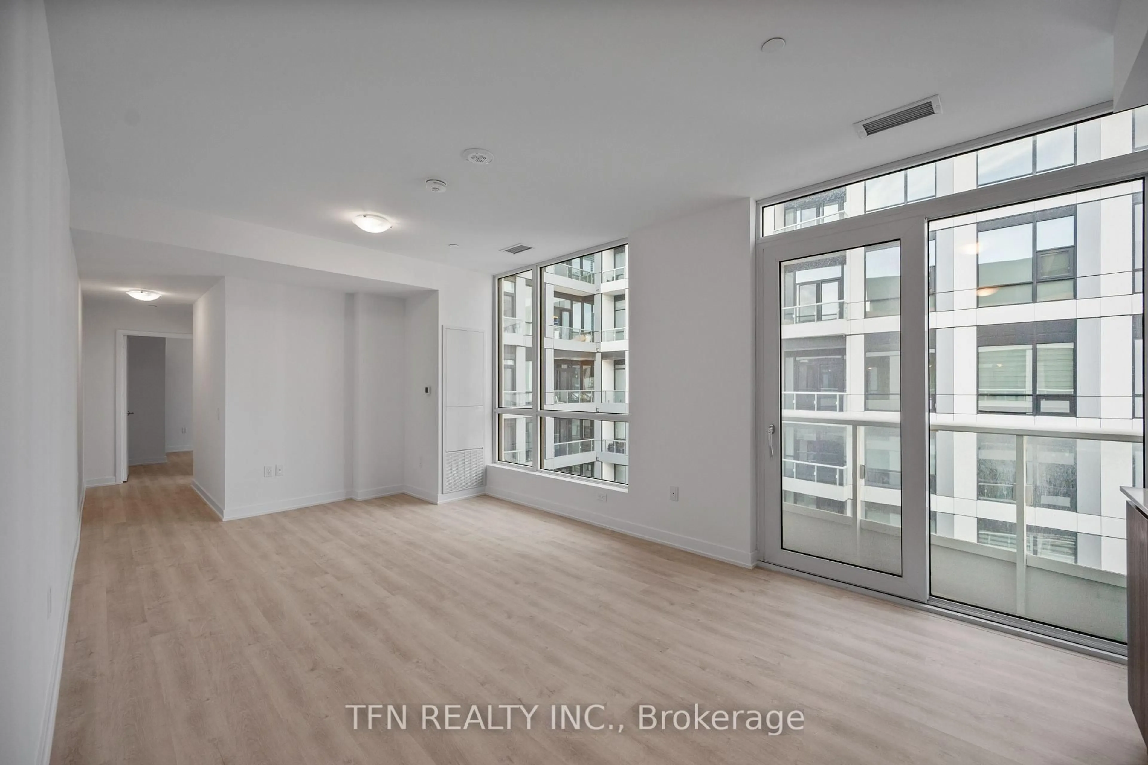 A pic of a room for 15 Richardson St #1114, Toronto Ontario M5A 0Y5