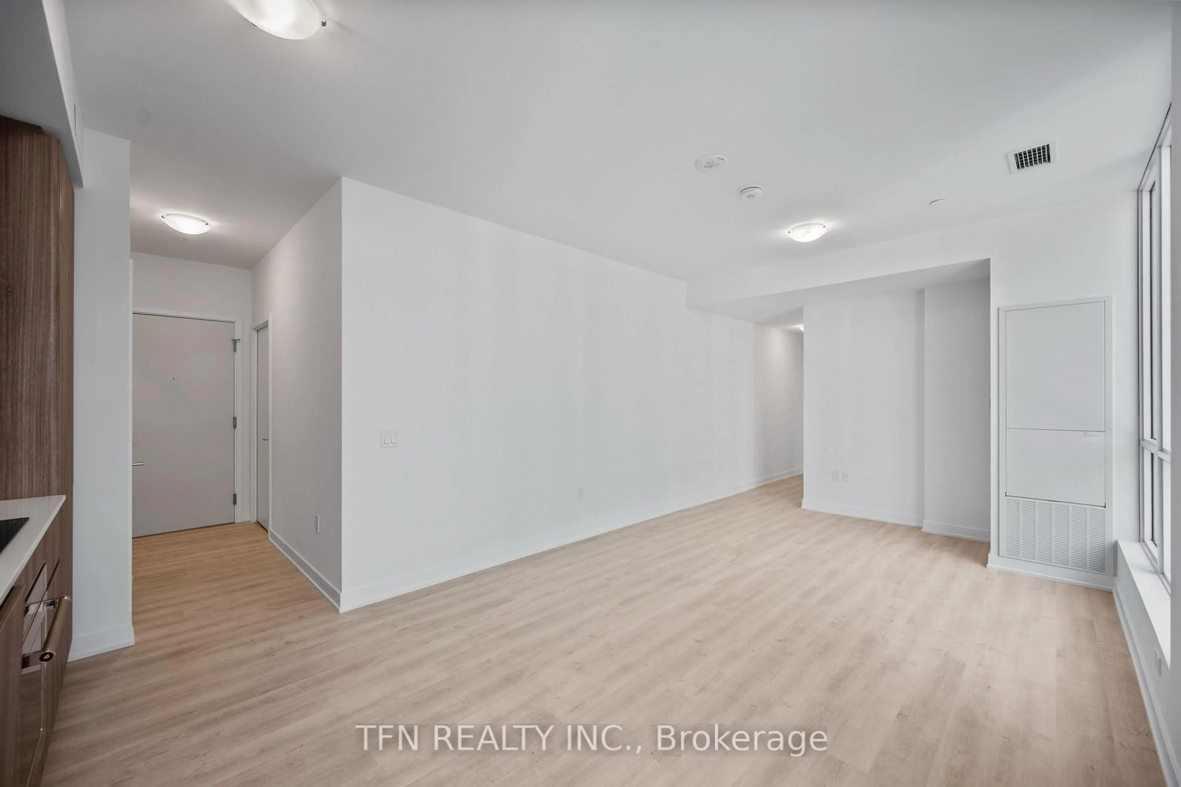 A pic of a room for 15 Richardson St #1114, Toronto Ontario M5A 0Y5