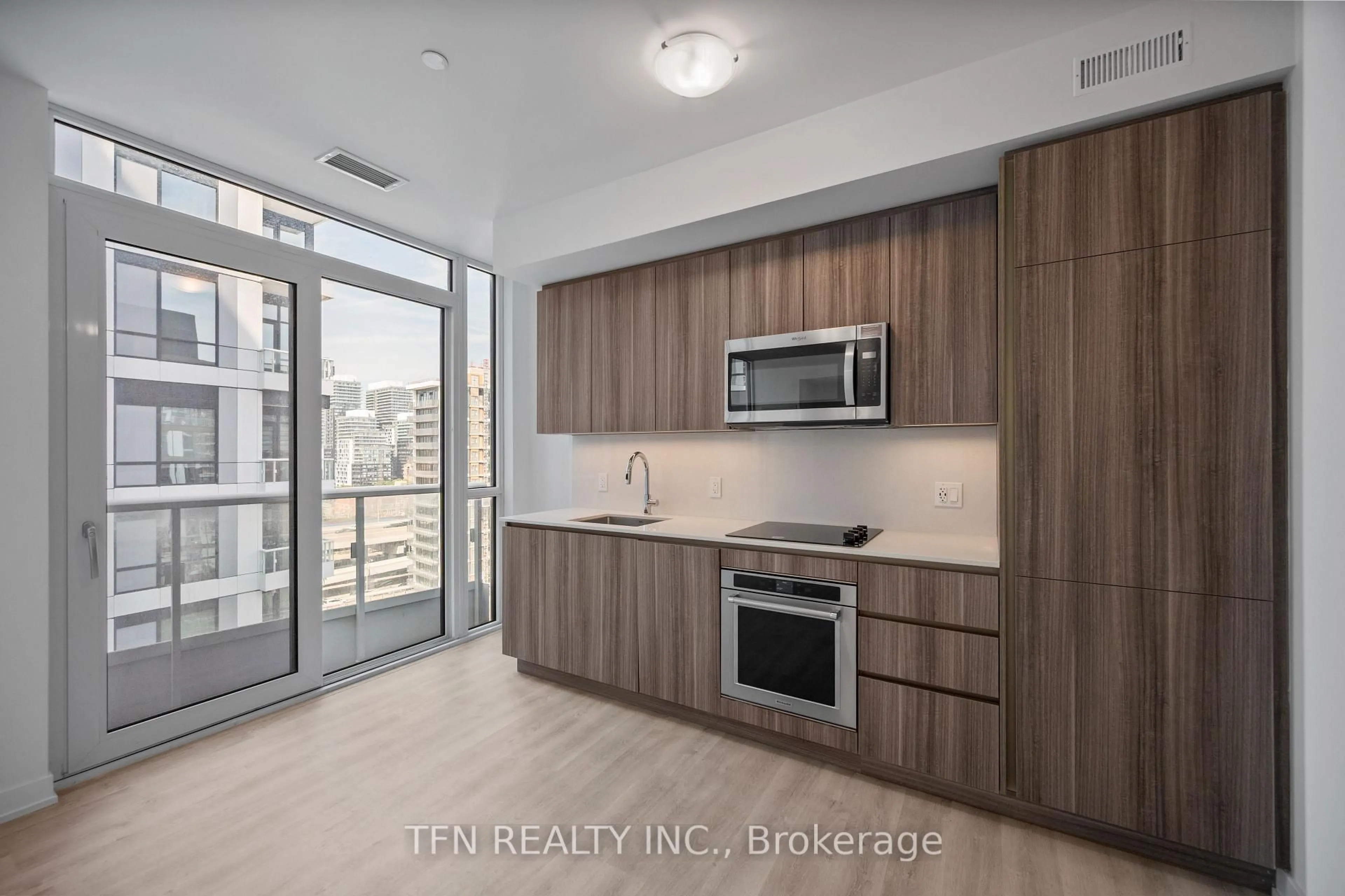 Unknown for 15 Richardson St #1114, Toronto Ontario M5A 0Y5
