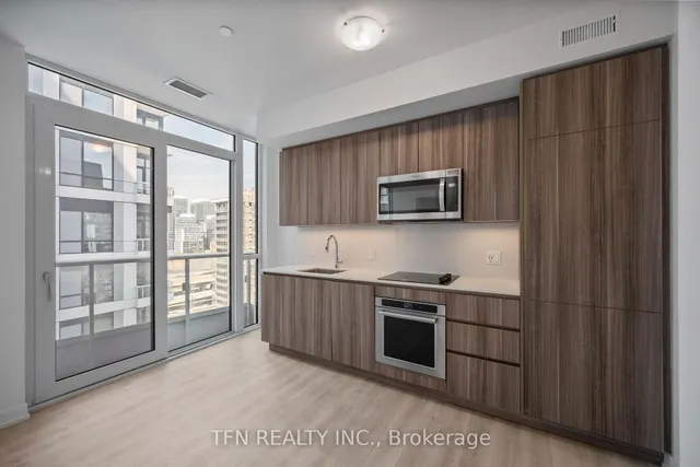15 Richardson St #1114, Toronto 5