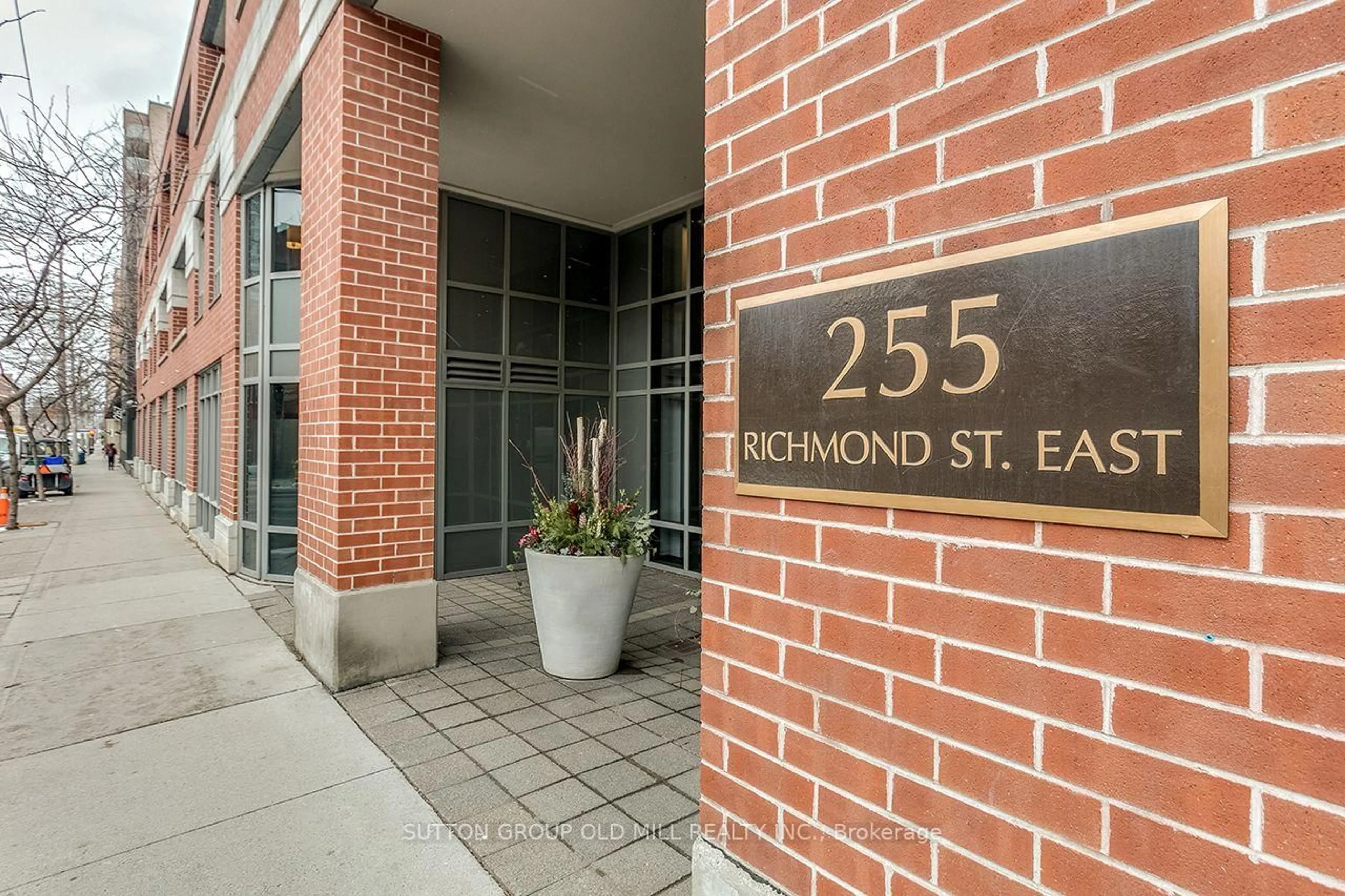 Unknown for 255 Richmond St #PH2, Toronto Ontario M5A 4T7