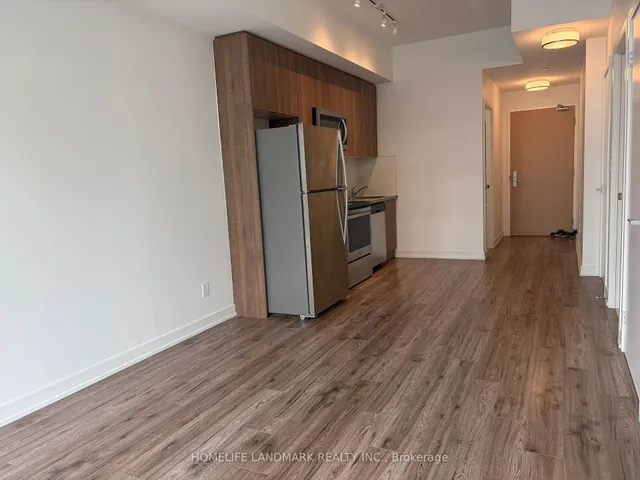 621 Sheppard Ave #701, Toronto 5