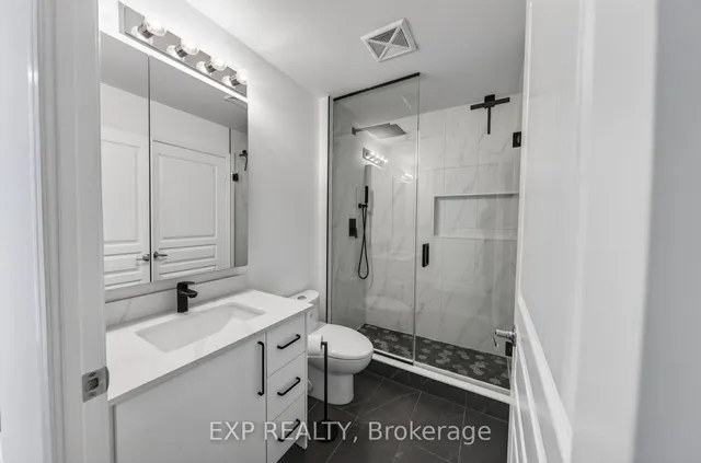 352 Front St #1916, Toronto 5