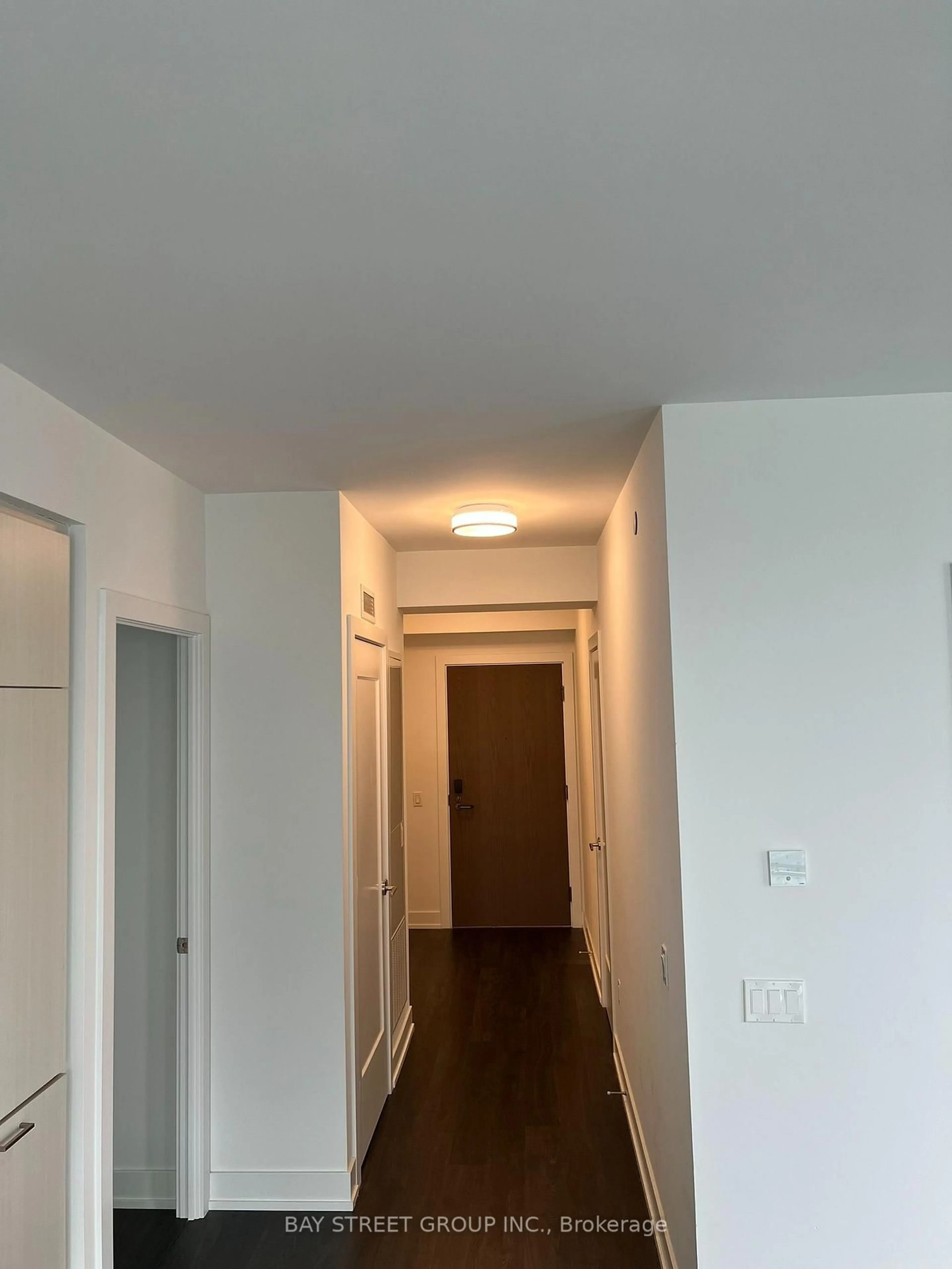 A pic of a room for 30 Inn on the Park Dr #2304, Toronto Ontario M3C 0P7