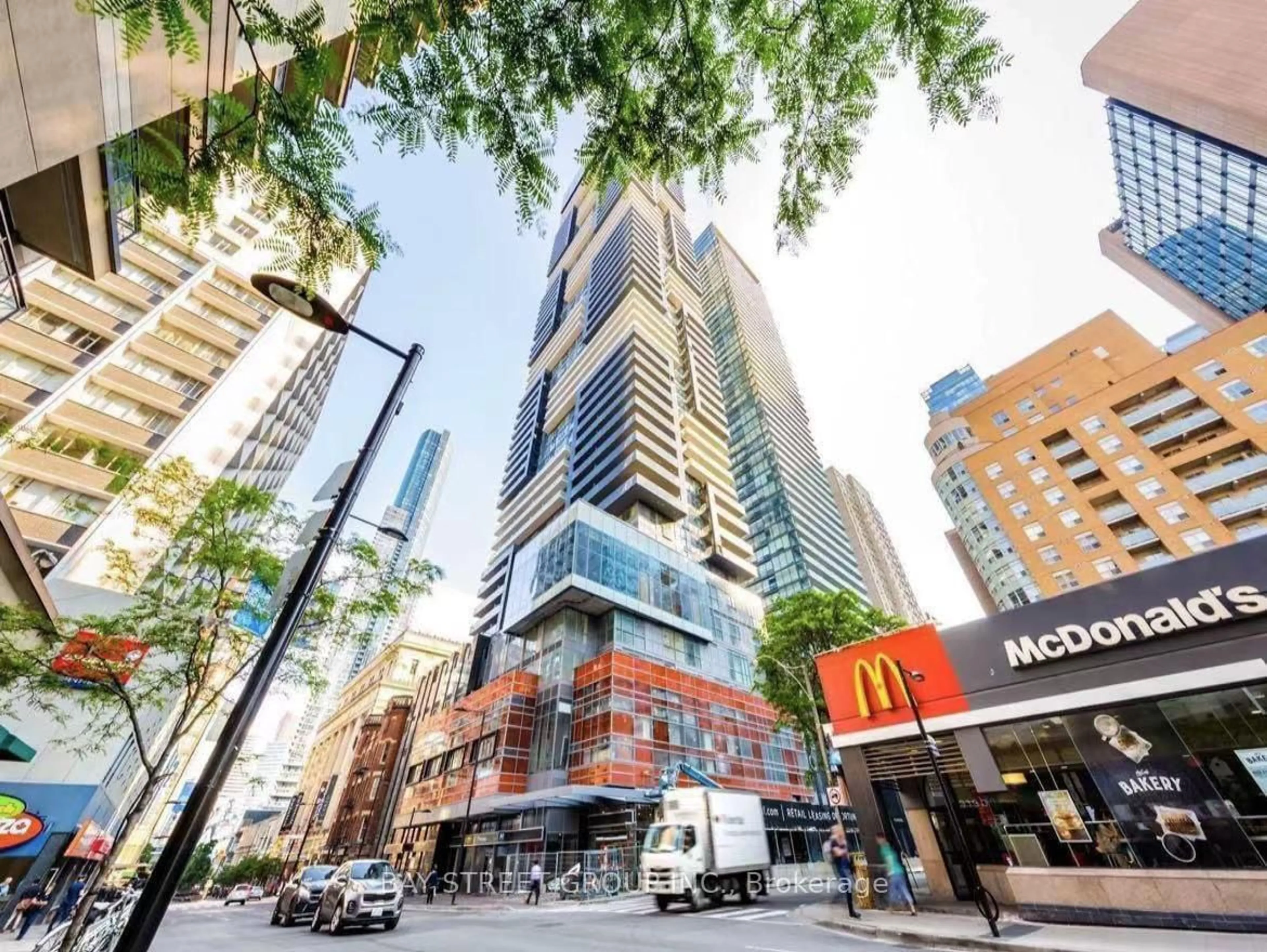 Unknown for 7 Grenville St #4502, Toronto Ontario M4Y 0E9