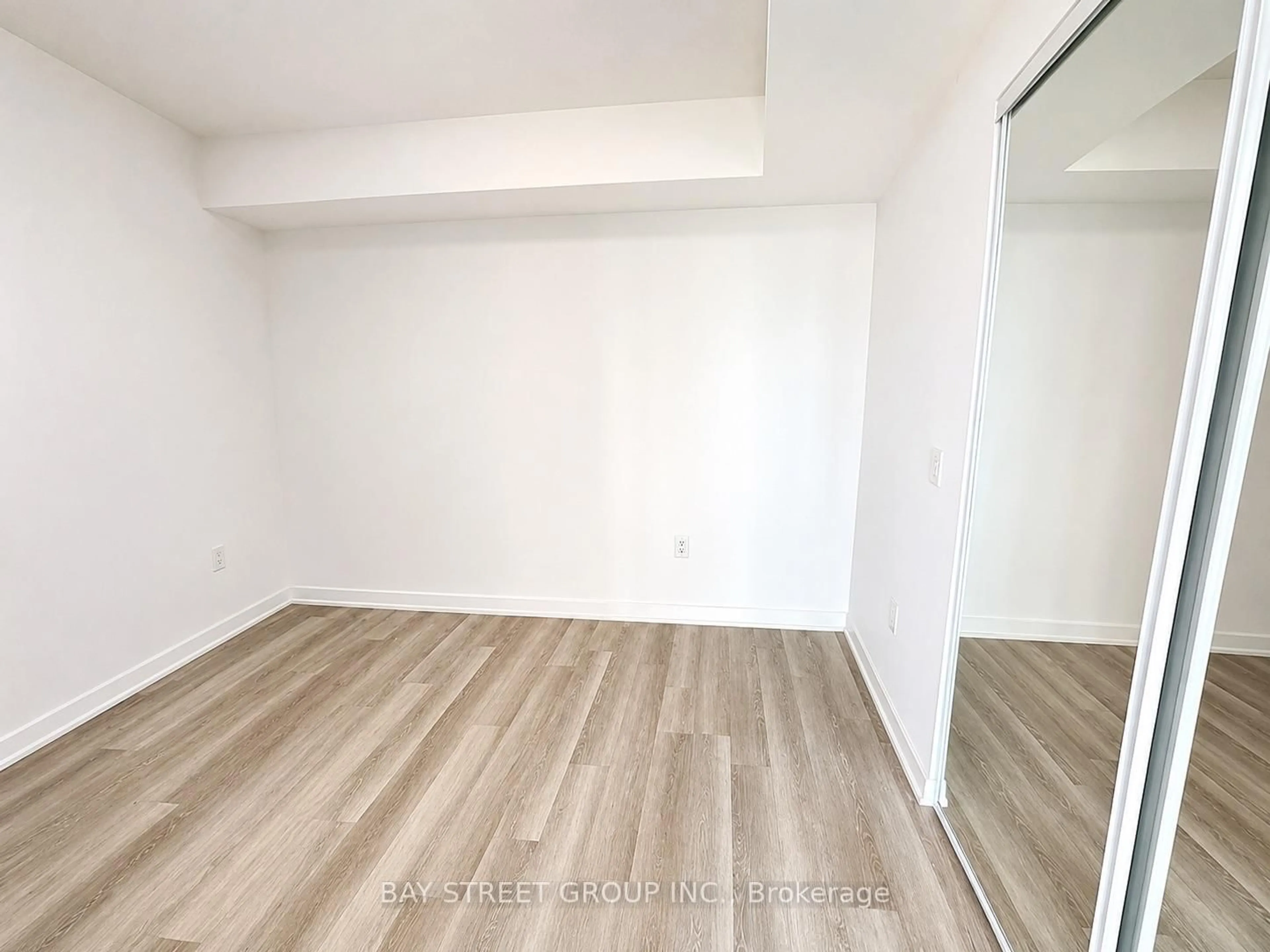 A pic of a room for 121 St Patrick St #1116, Toronto Ontario M5T 3C1