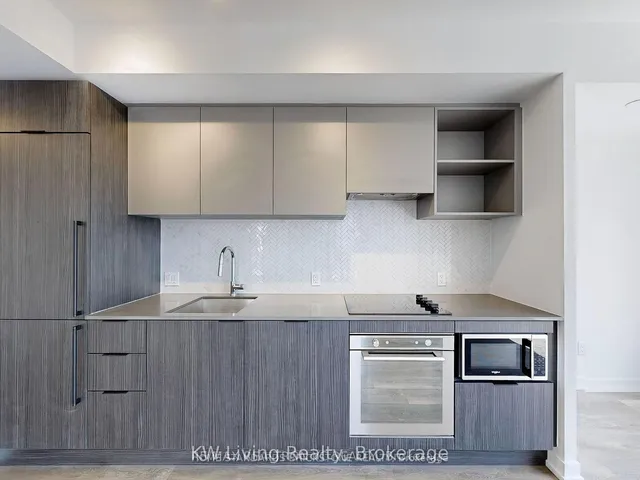 82 Dalhousie St #1106, Toronto 2