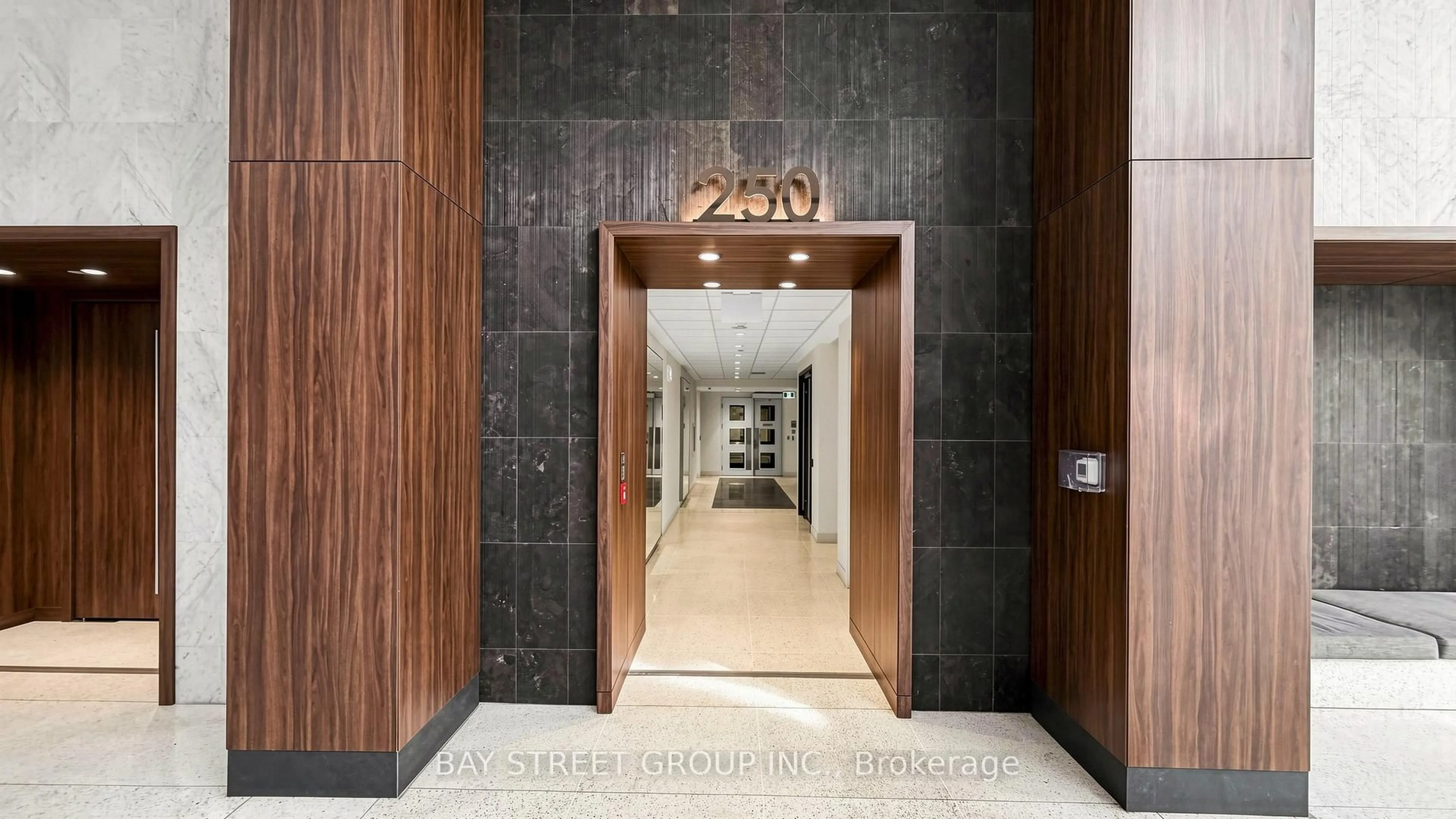 Indoor foyer for 250 Wellington St #1134, Toronto Ontario M5V 3P6