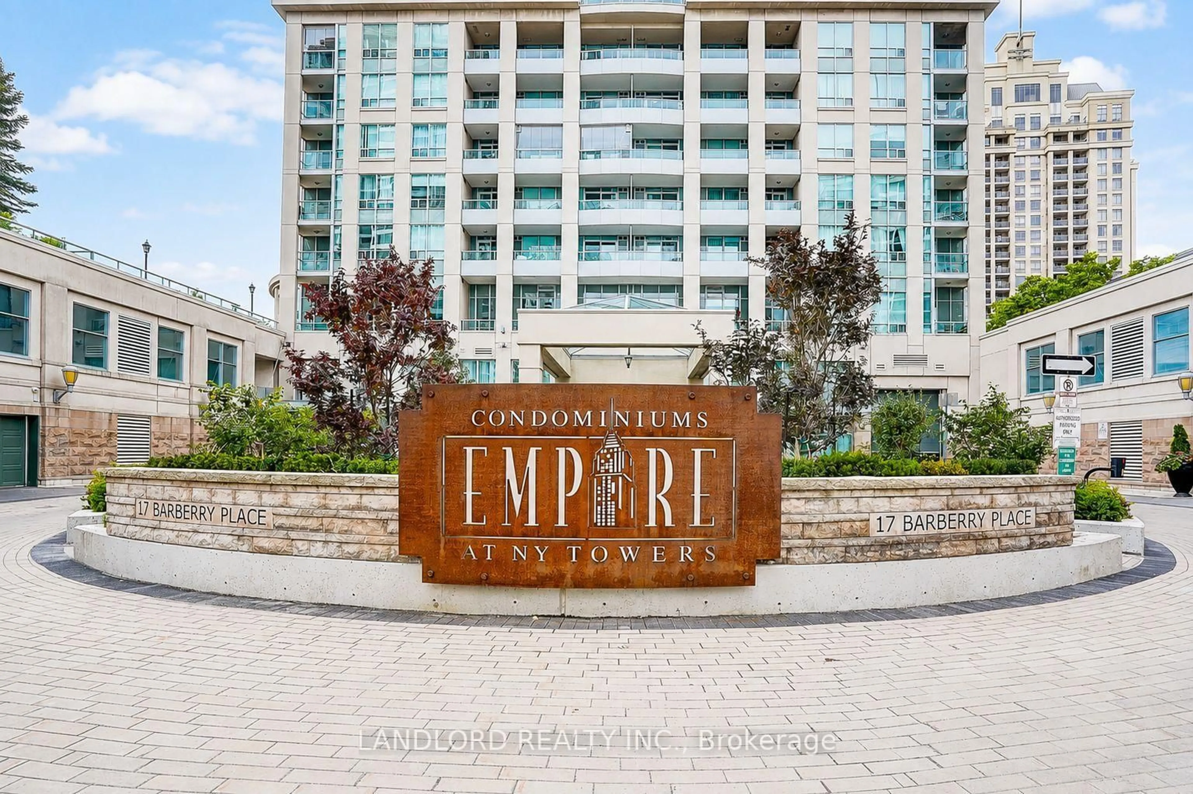 Indoor foyer for 17 Barberry Pl #1014, Toronto Ontario M2K 1G9