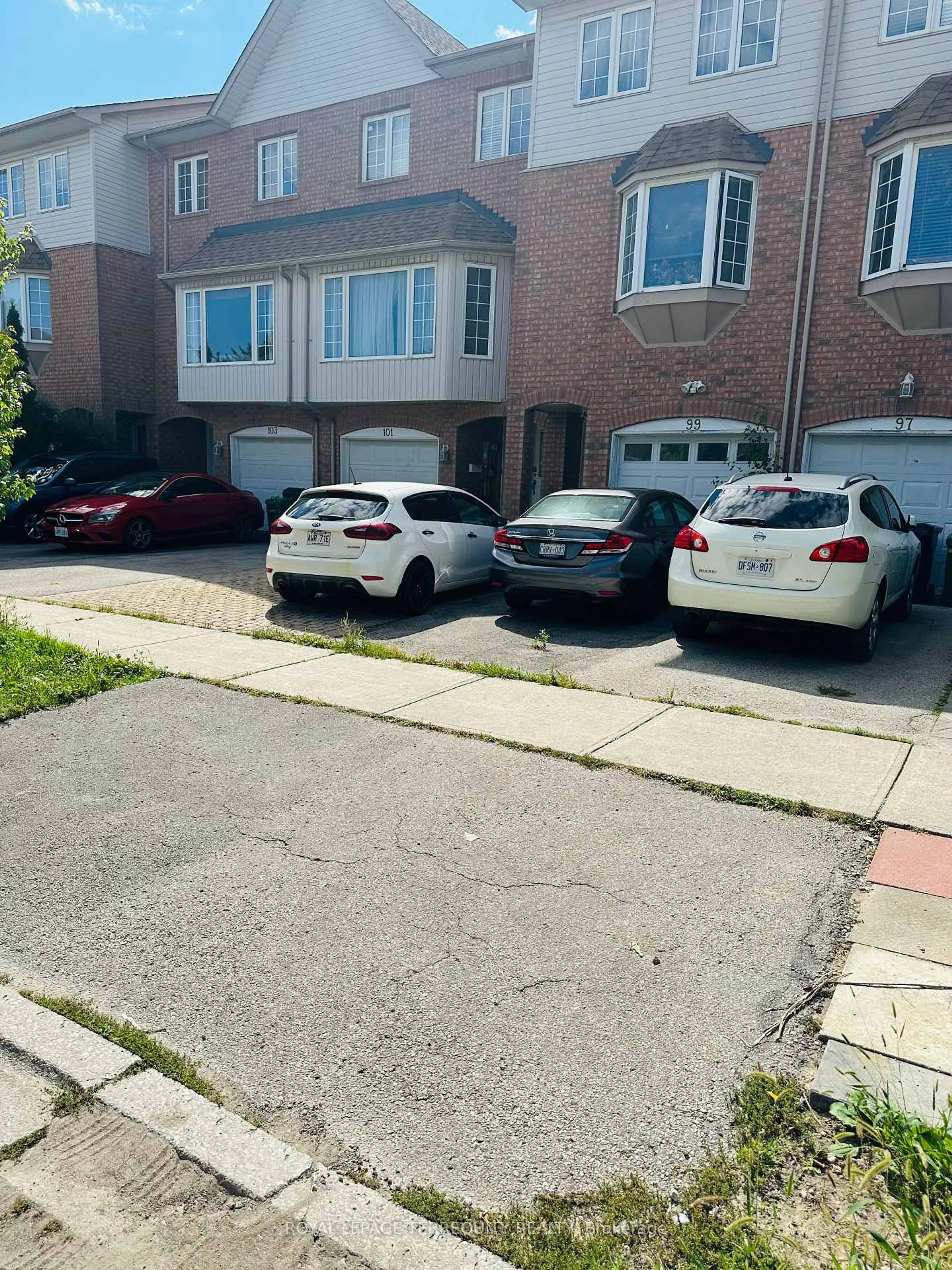 Parking for 99 Sufi Cres, Toronto Ontario M4A 2X2