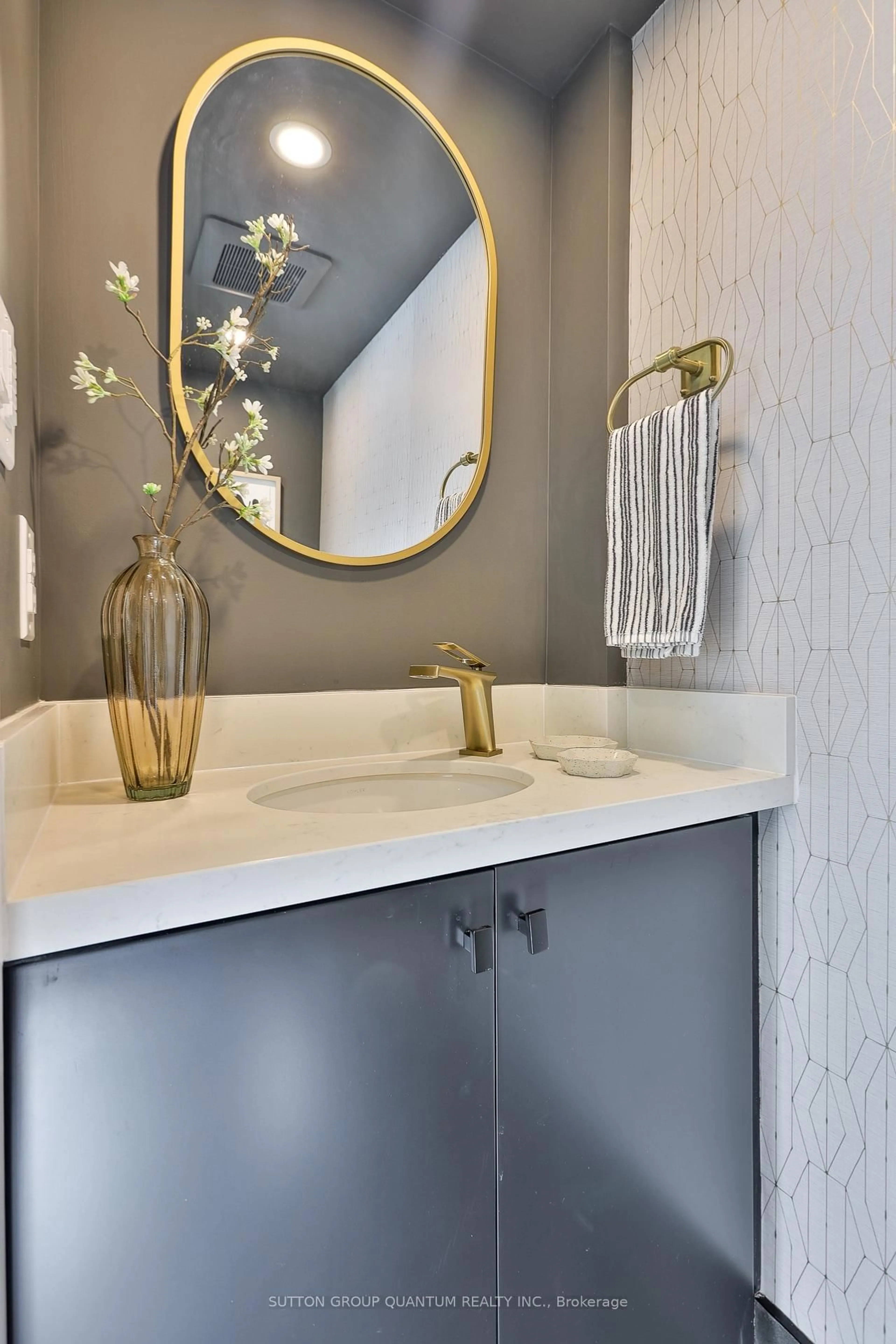 Contemporary bathroom, ceramic/tile floor for 110 Castlefield Ave, Toronto Ontario M4R 1G4