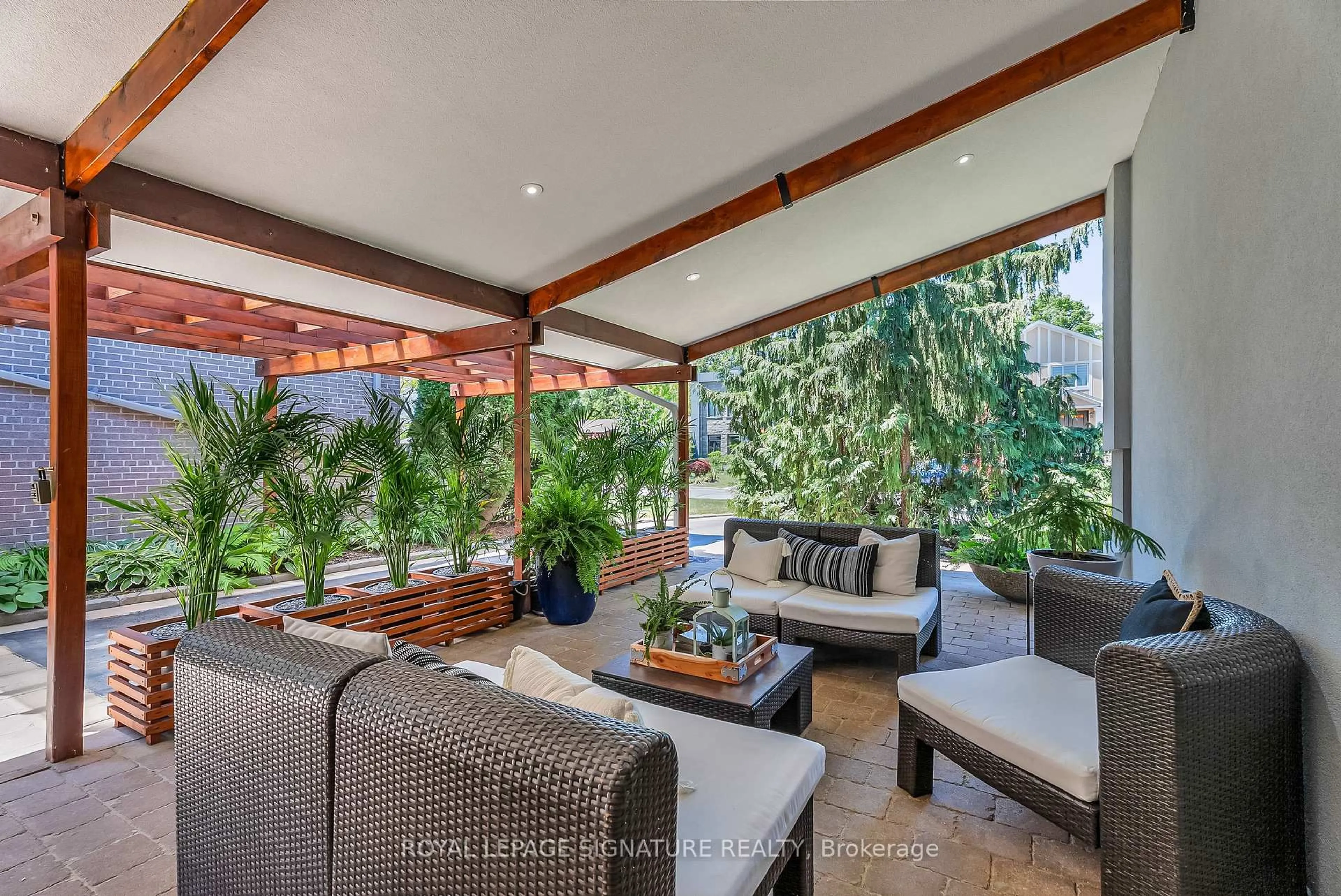 Patio, unknown for 17 Kestell Lane, Toronto Ontario M3A 2Z2