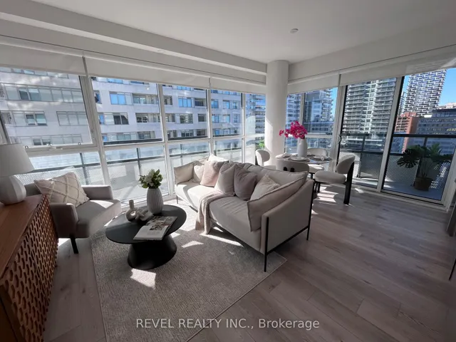 11 Lillian St #1107, Toronto 2