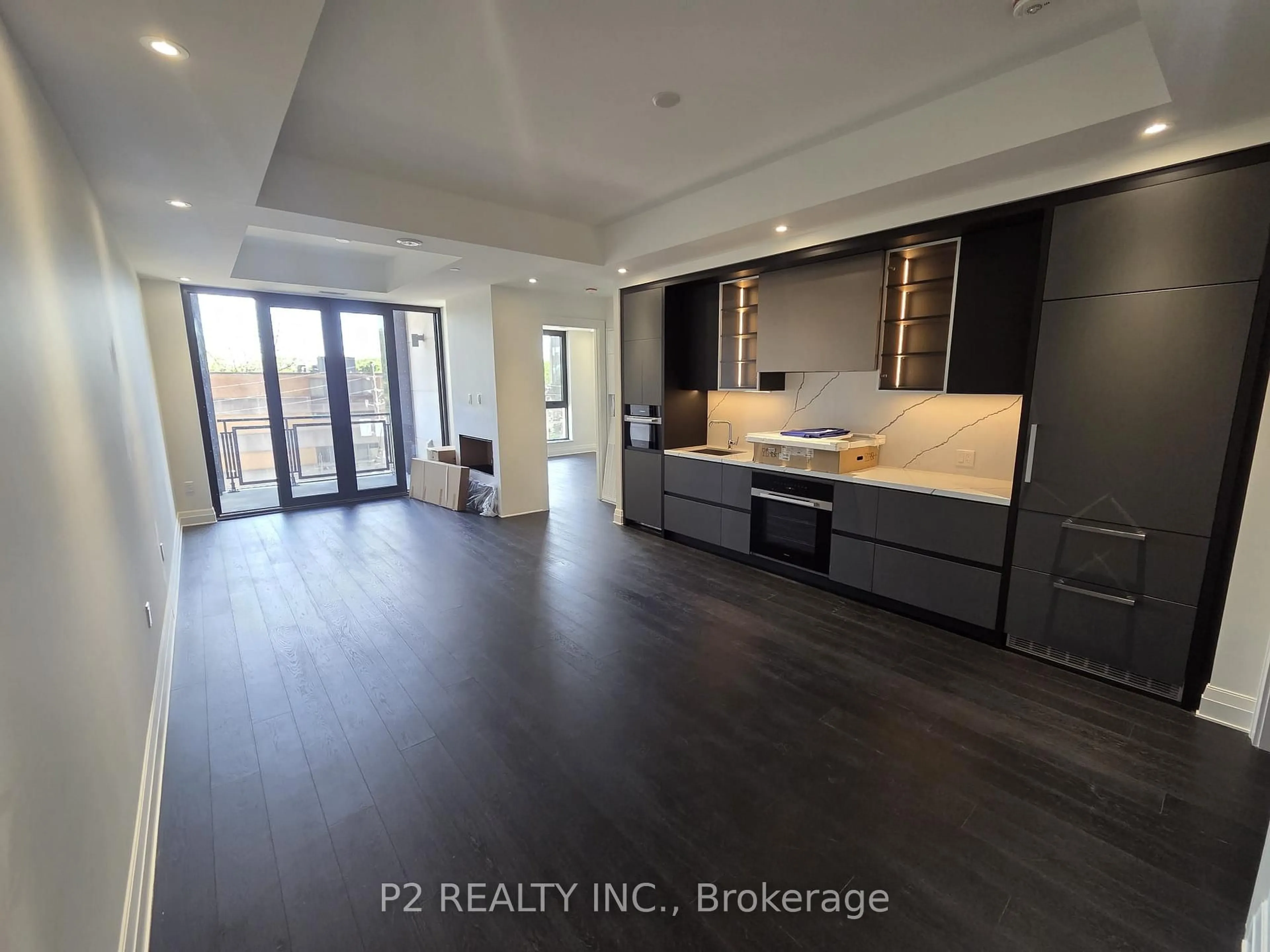 Open concept kitchen, unknown for 2 Forest Hill Rd #406, Toronto Ontario M4V 2L3