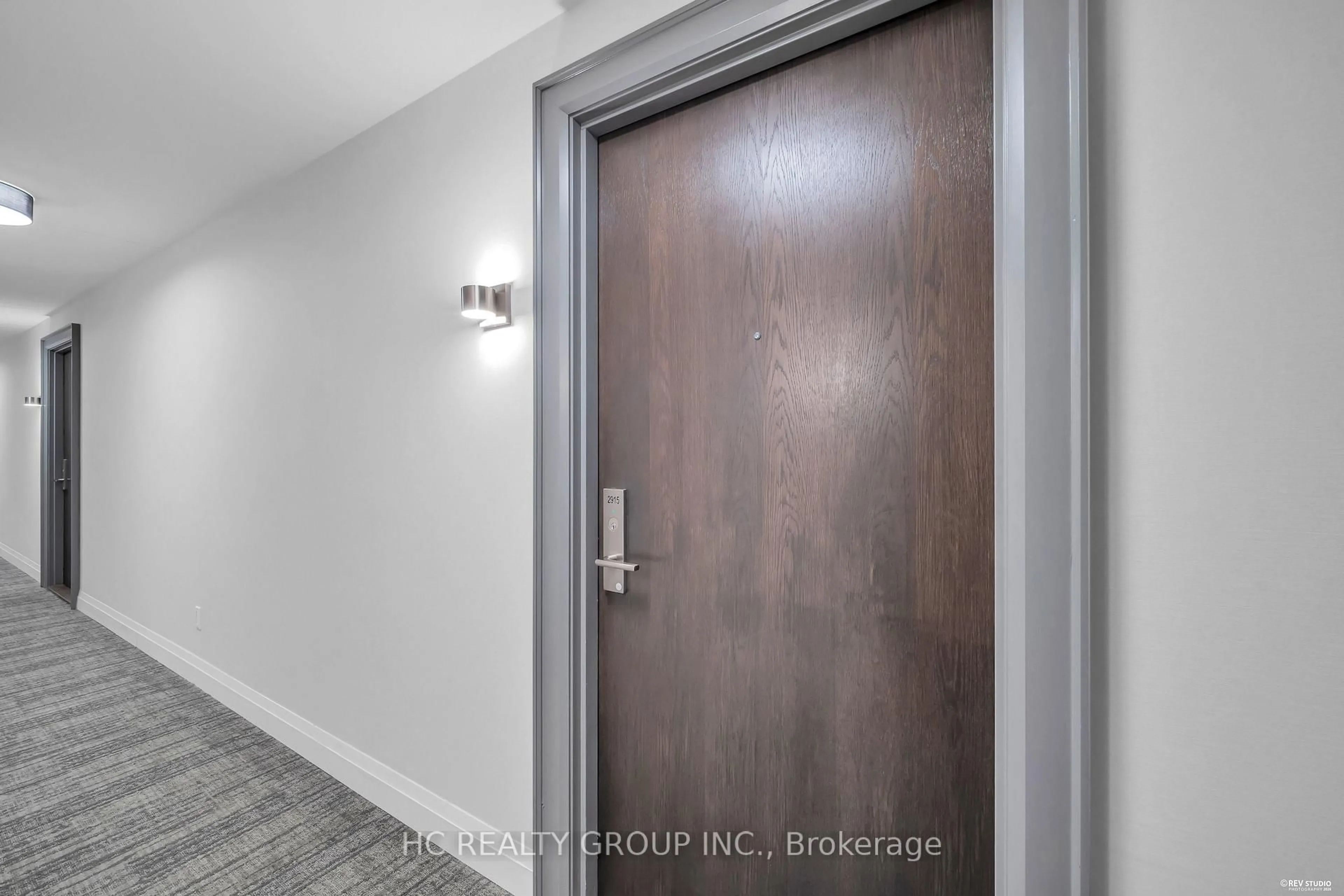 Indoor entryway for 4955 YONGE ST #2915, Toronto Ontario M2N 0L8