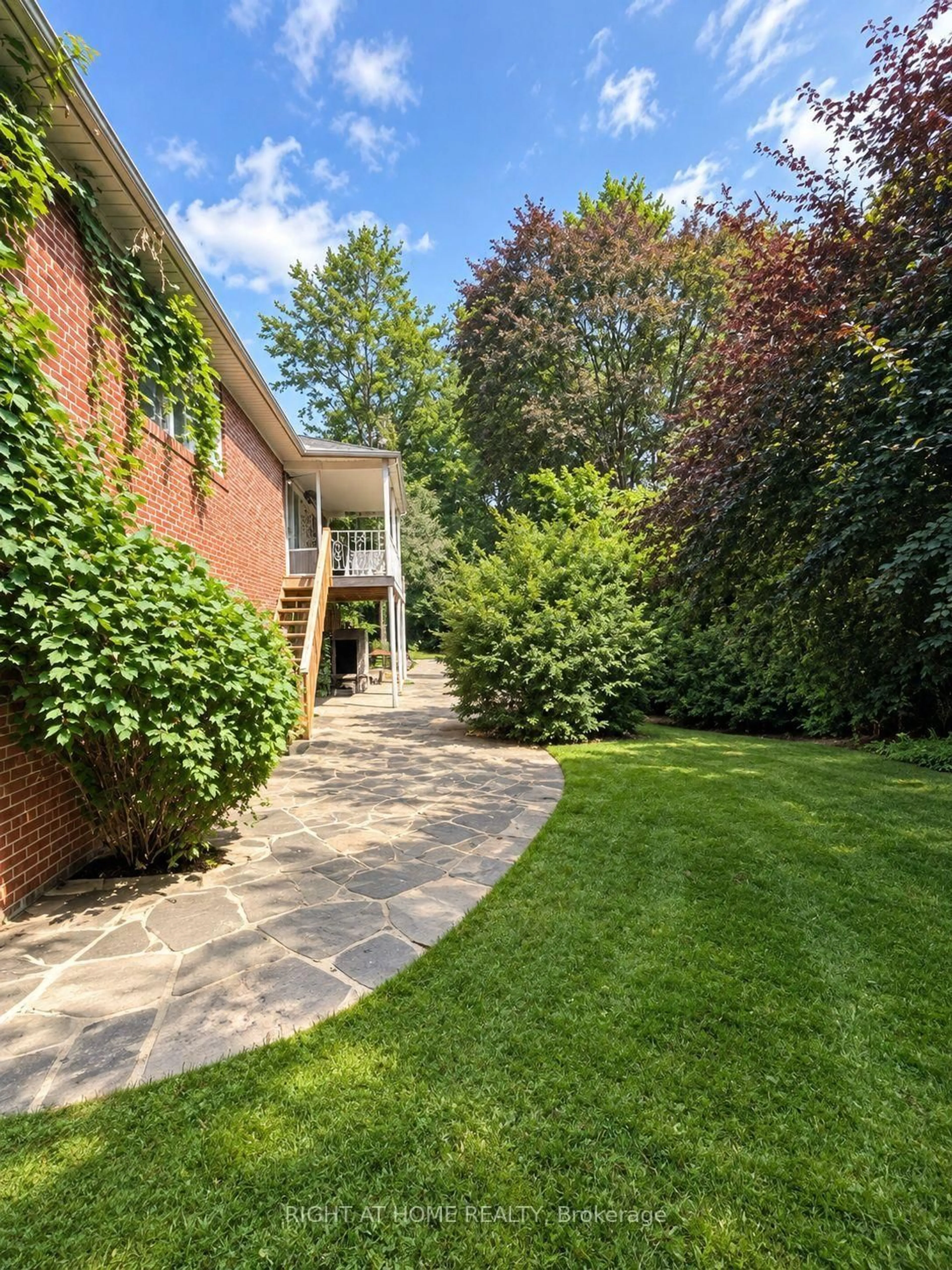 Home with brick exterior material, street for 7 The Links Rd, Toronto Ontario M2P 1T4
