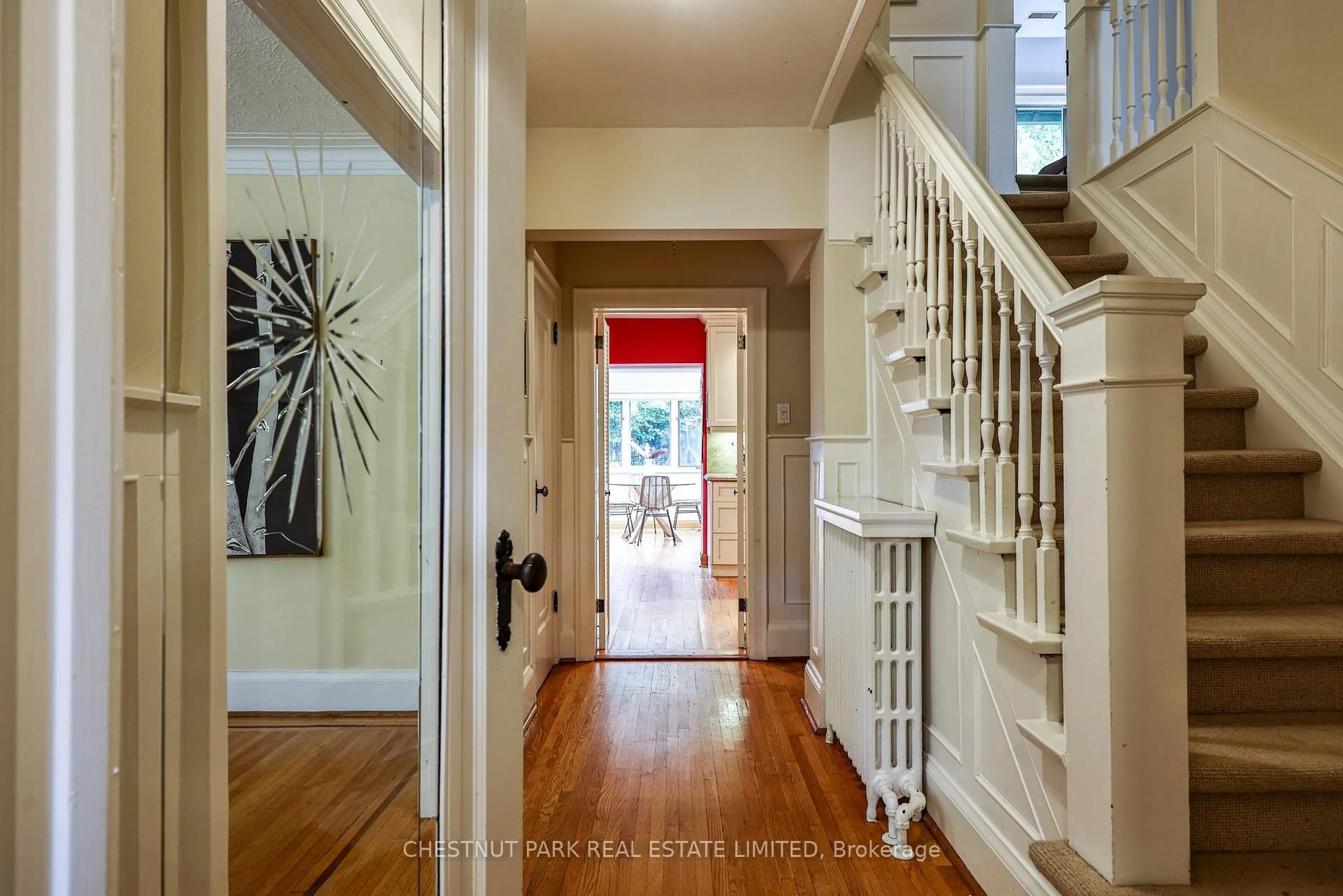 Indoor entryway for 98 St. Leonards Ave, Toronto Ontario M4N 1K5