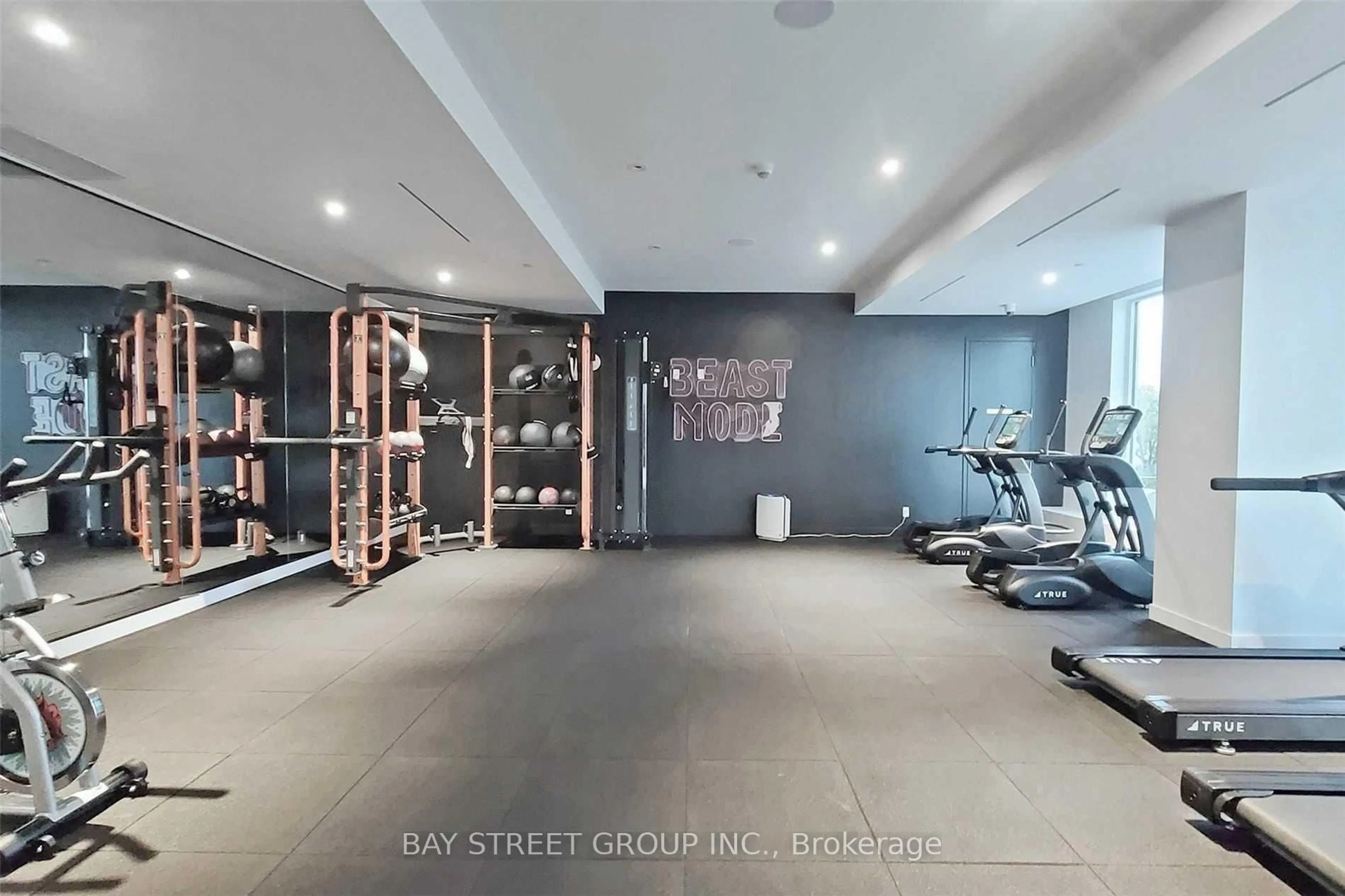 Gym or fitness room for 33 Helendale Ave #2108, Toronto Ontario M4R 0A4