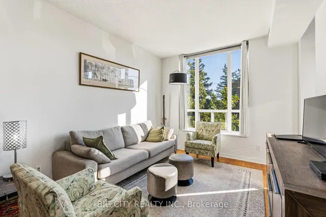 455 Rosewell Ave #412, Toronto 3