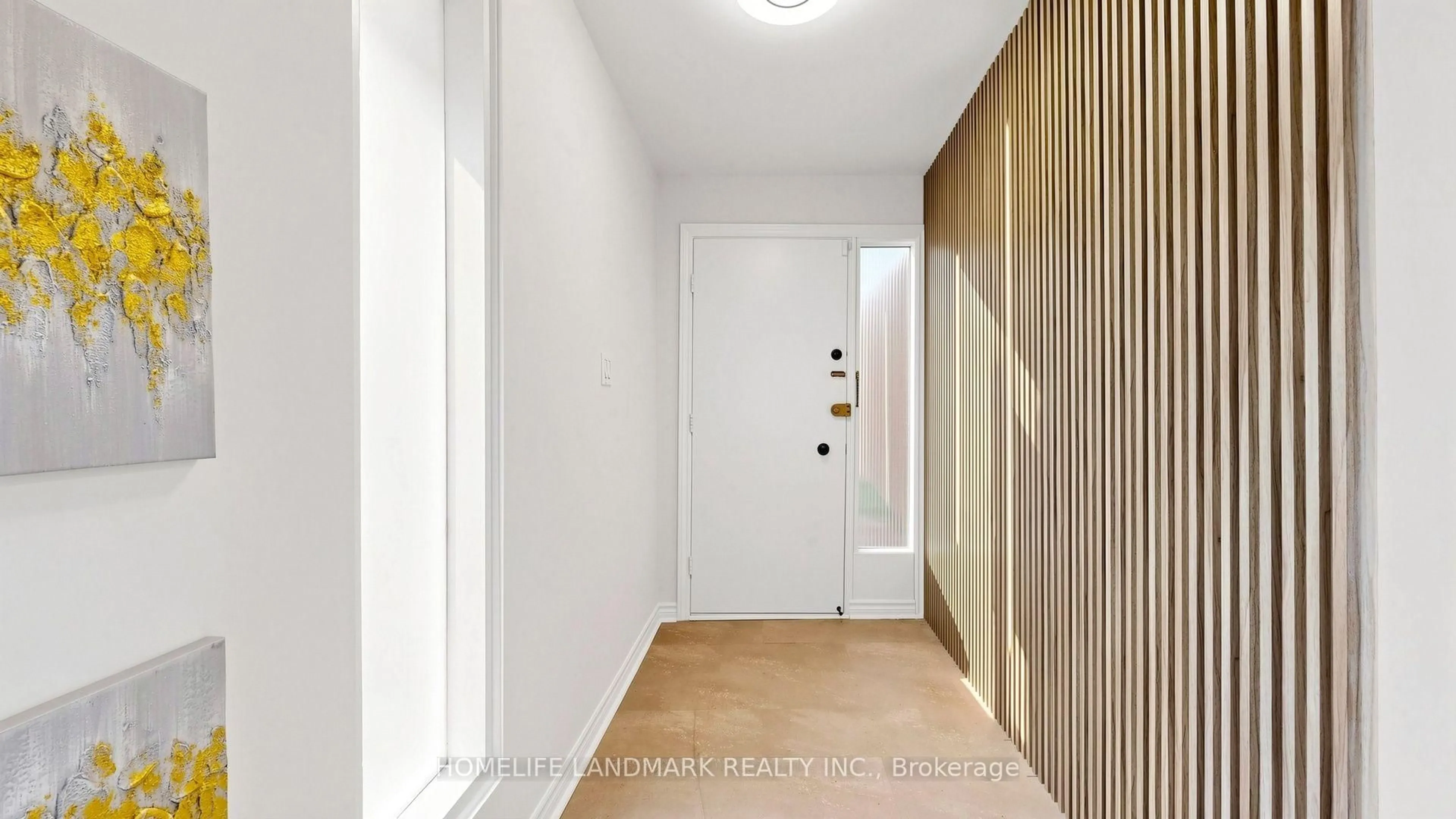 Indoor entryway for 41 Angus Dr, Toronto Ontario M2J 2W9