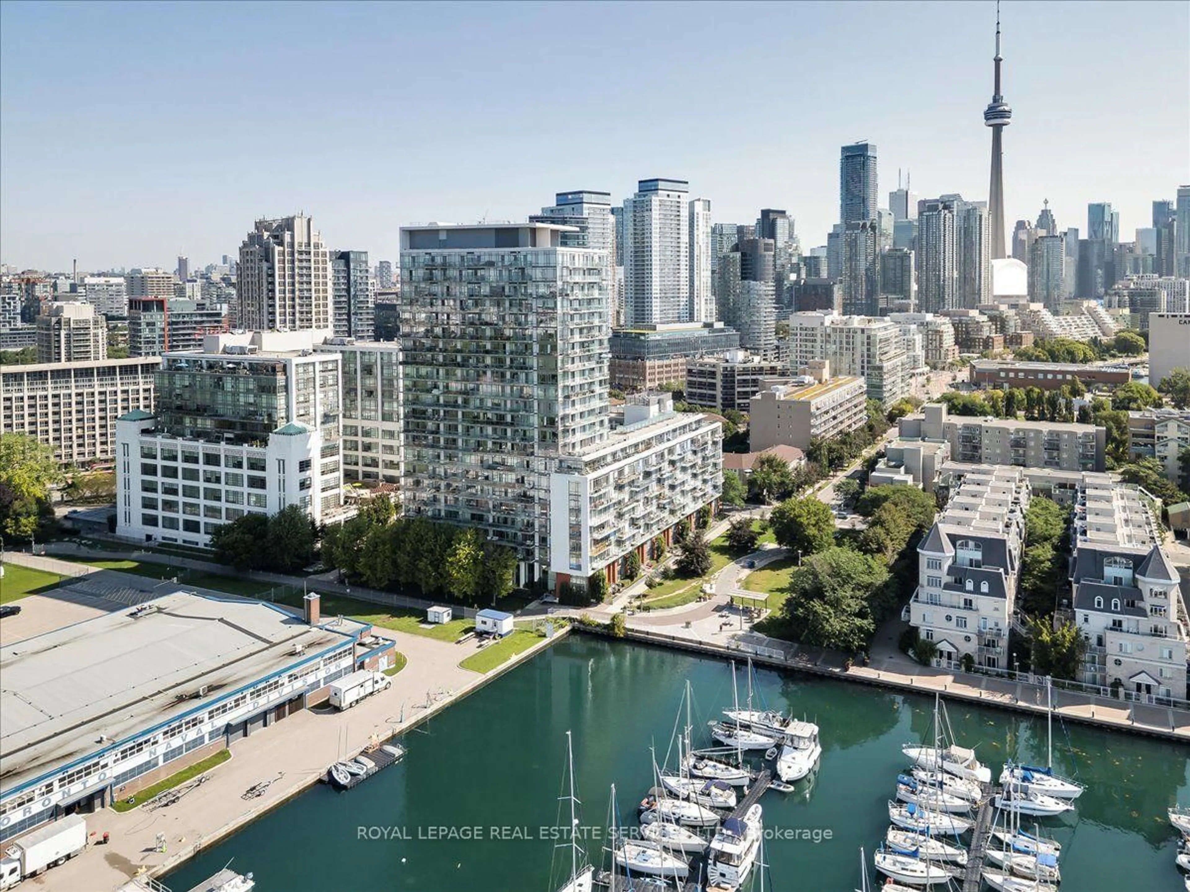A pic from outside/outdoor area/front of a property/back of a property/a pic from drone, city buildings view from balcony for 90 Stadium Rd #LPH01, Toronto Ontario M5V 3W5