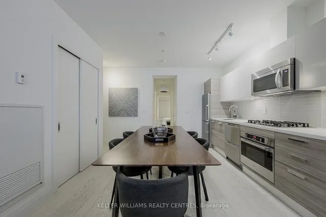 224 King Street West St #501, Toronto 4