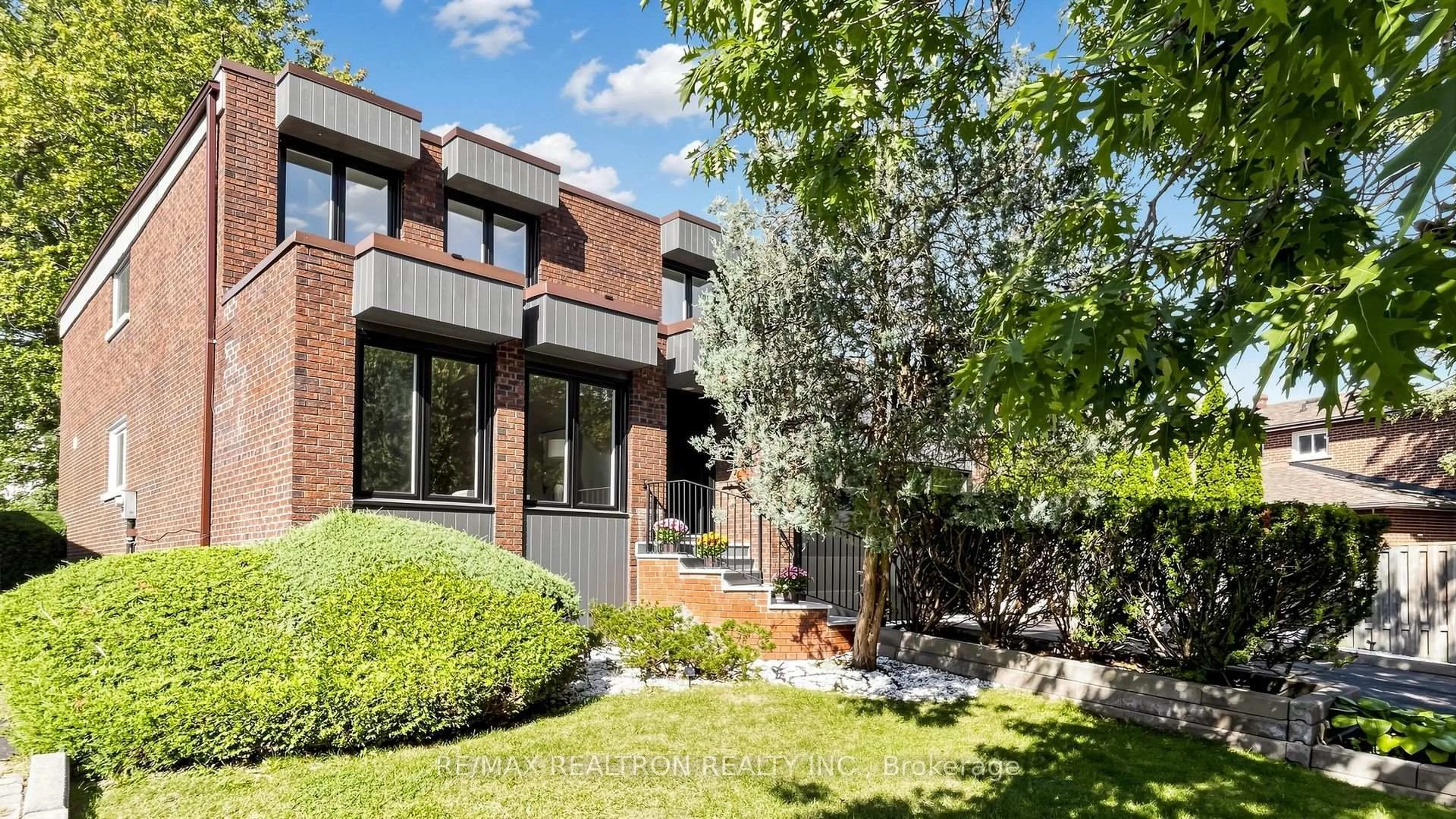 Home with brick exterior material, street for 41 Beardmore Cres, Toronto Ontario M2K 2P3