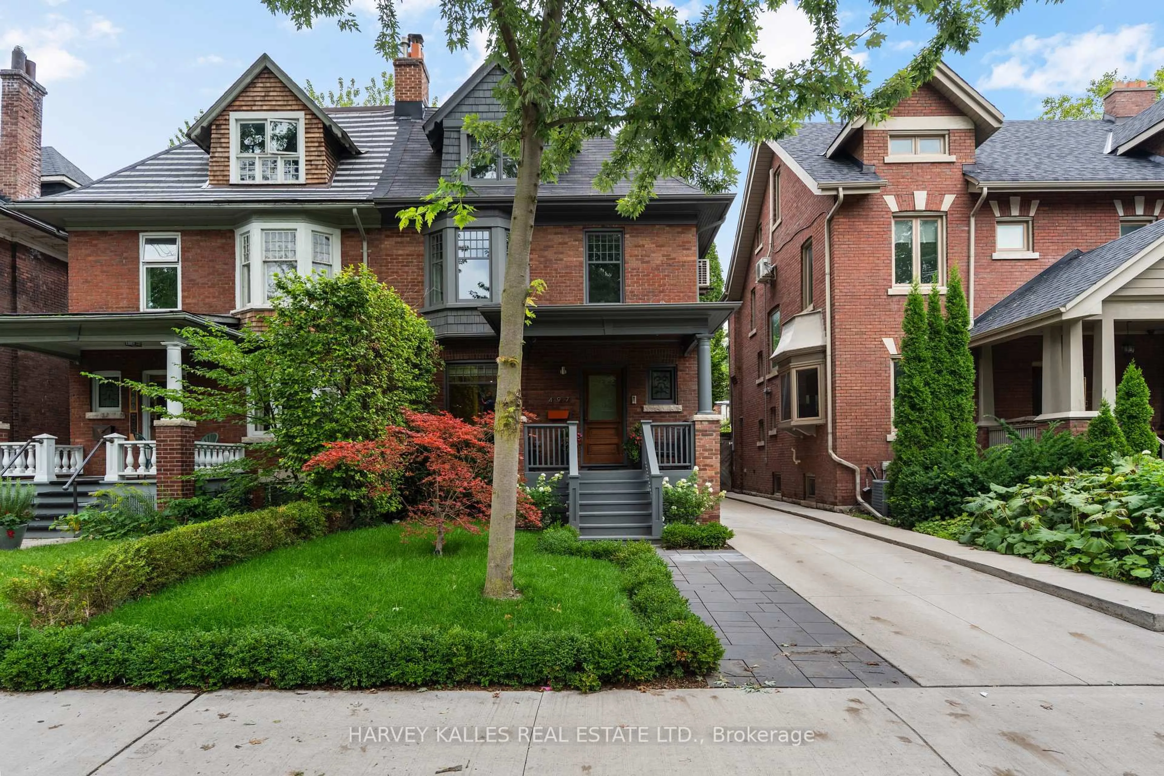 Home with brick exterior material, street for 497 Palmerston Blvd, Toronto Ontario M6G 2P2