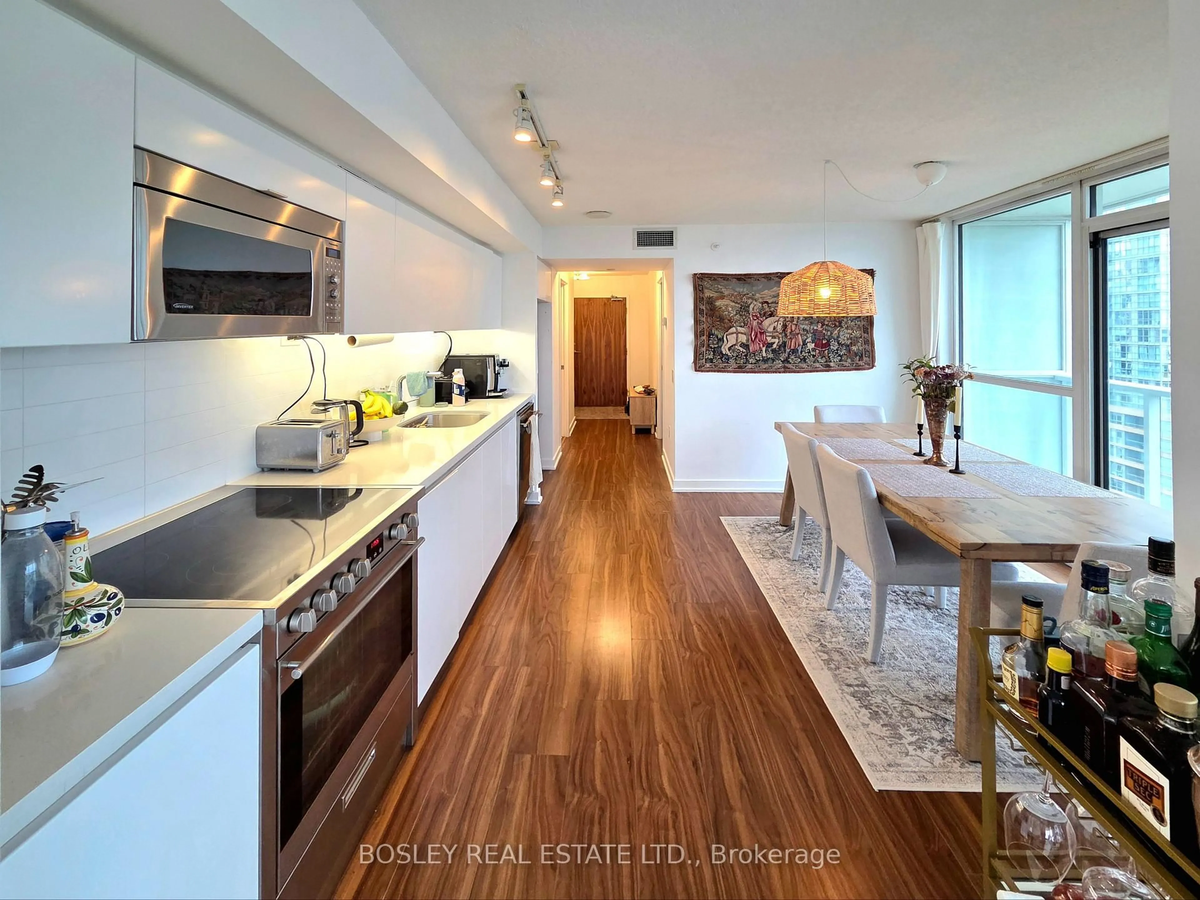 Open concept kitchen, unknown for 85 Queens Wharf Rd #1901, Toronto Ontario M5V 0J9