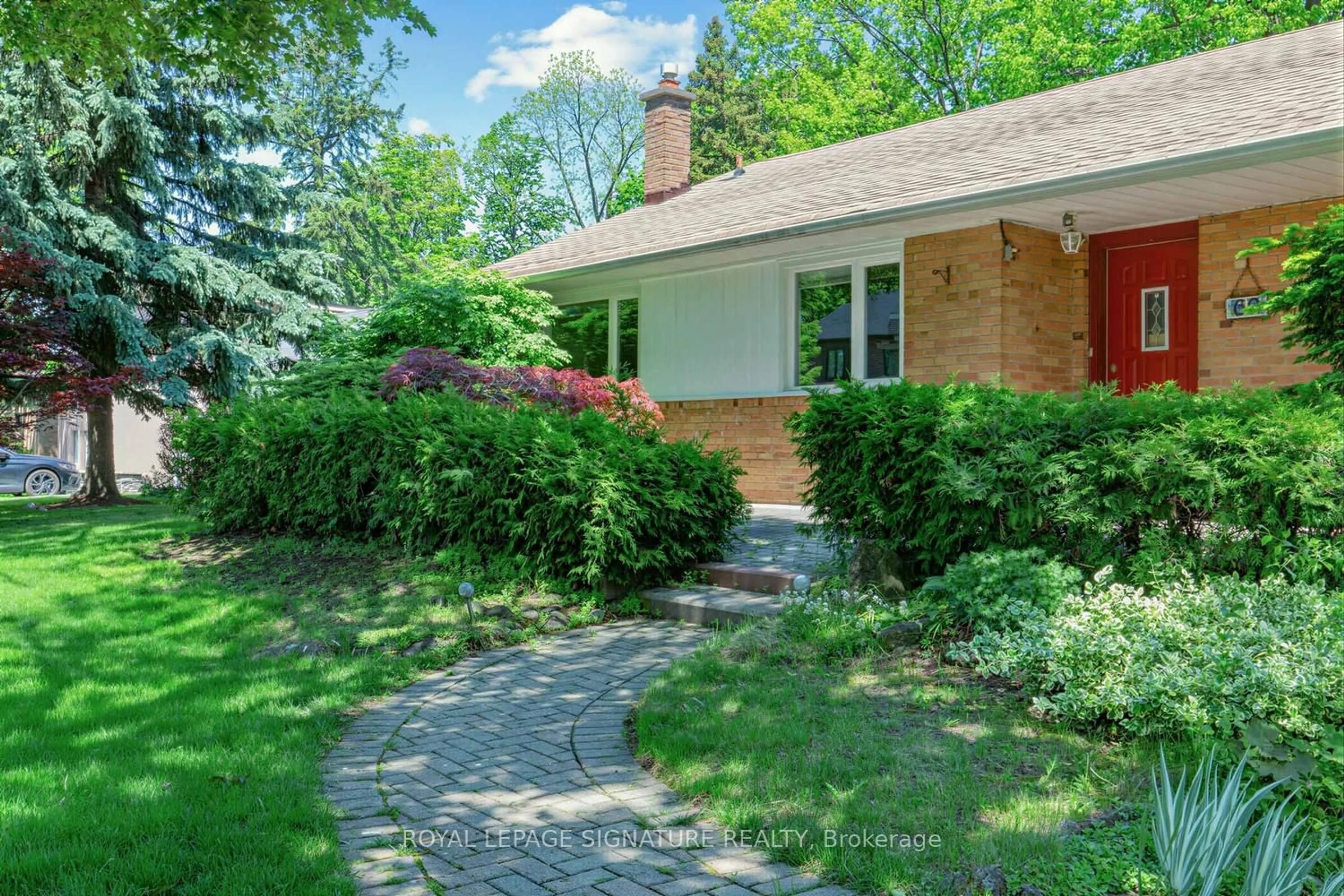 Unknown for 69 Greenland Rd, Toronto Ontario M3C 1N4