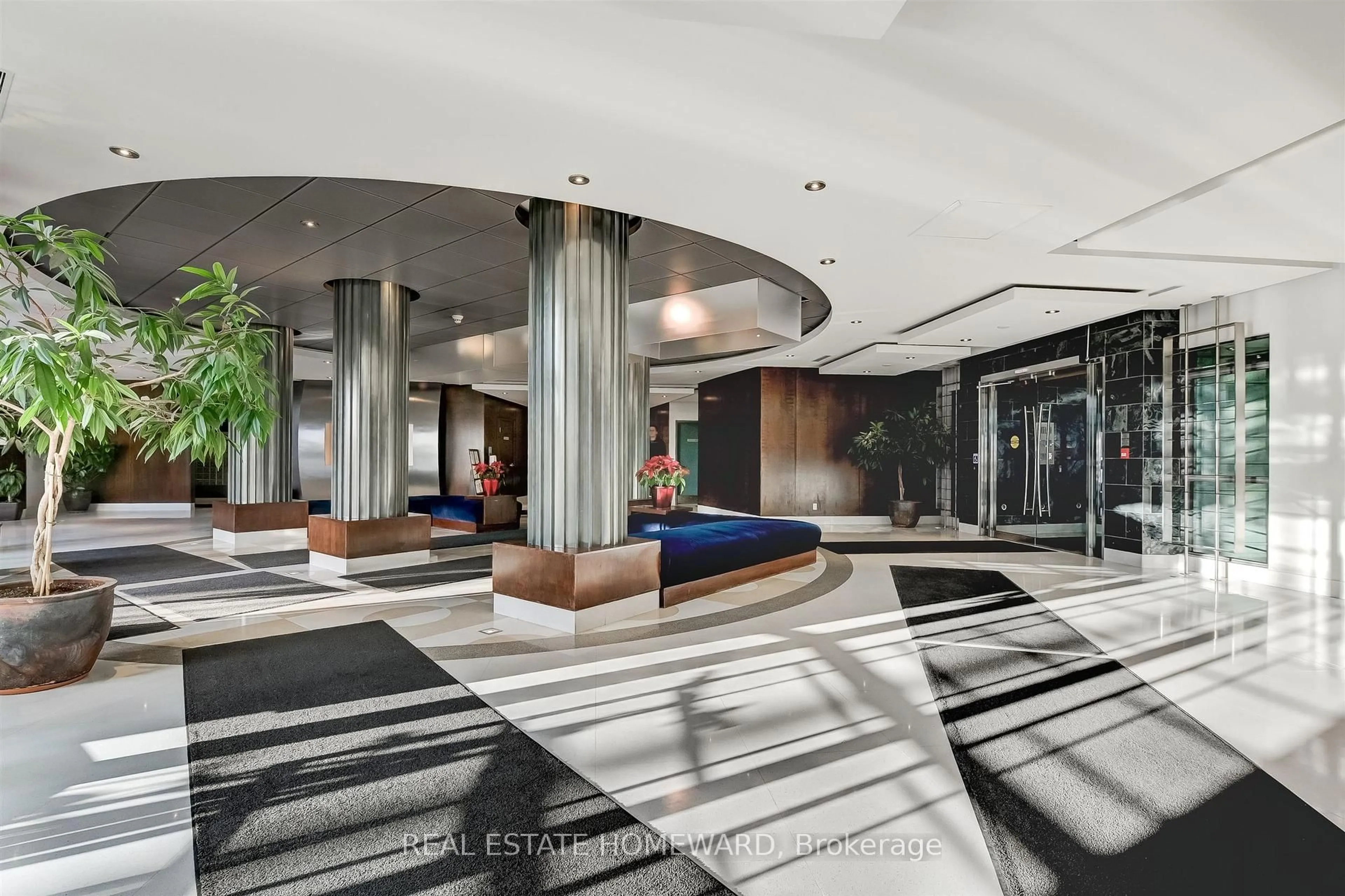 Lobby for 410 Queens Quay #1117, Toronto Ontario M5V 3T1