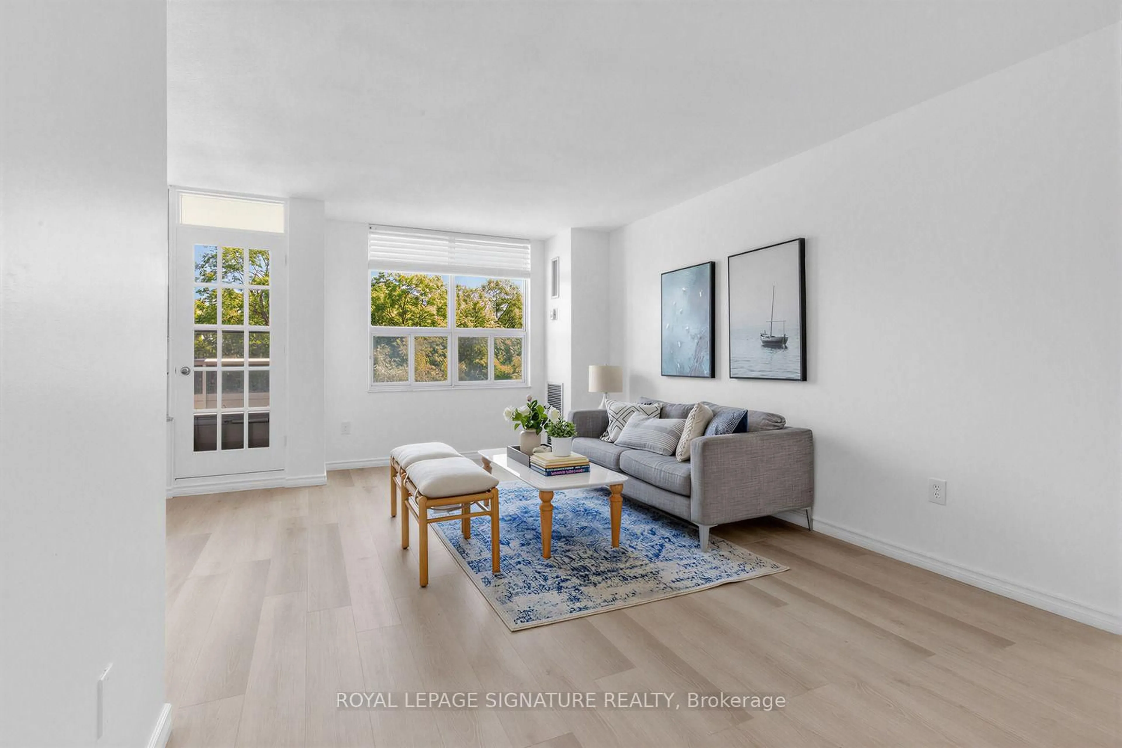 Living room with furniture, unknown for 5 Shady Golf Way #510, Toronto Ontario M3C 3A5