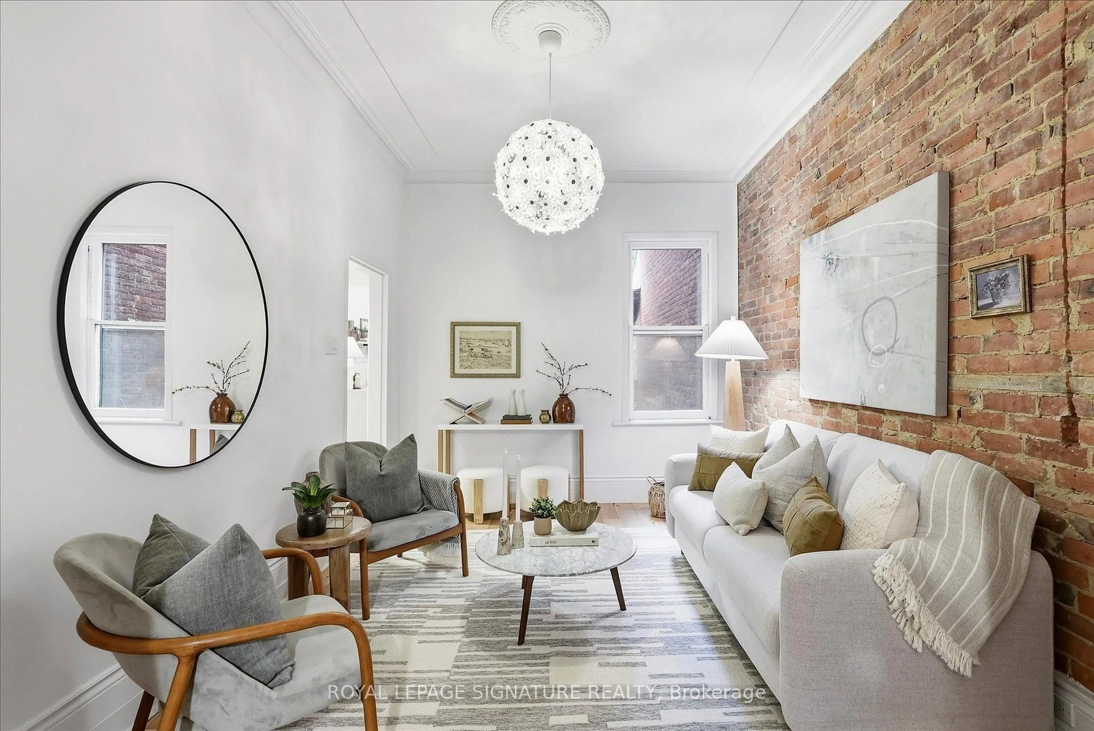Living room with furniture, unknown for 230 Dovercourt Rd, Toronto Ontario M6J 3E1