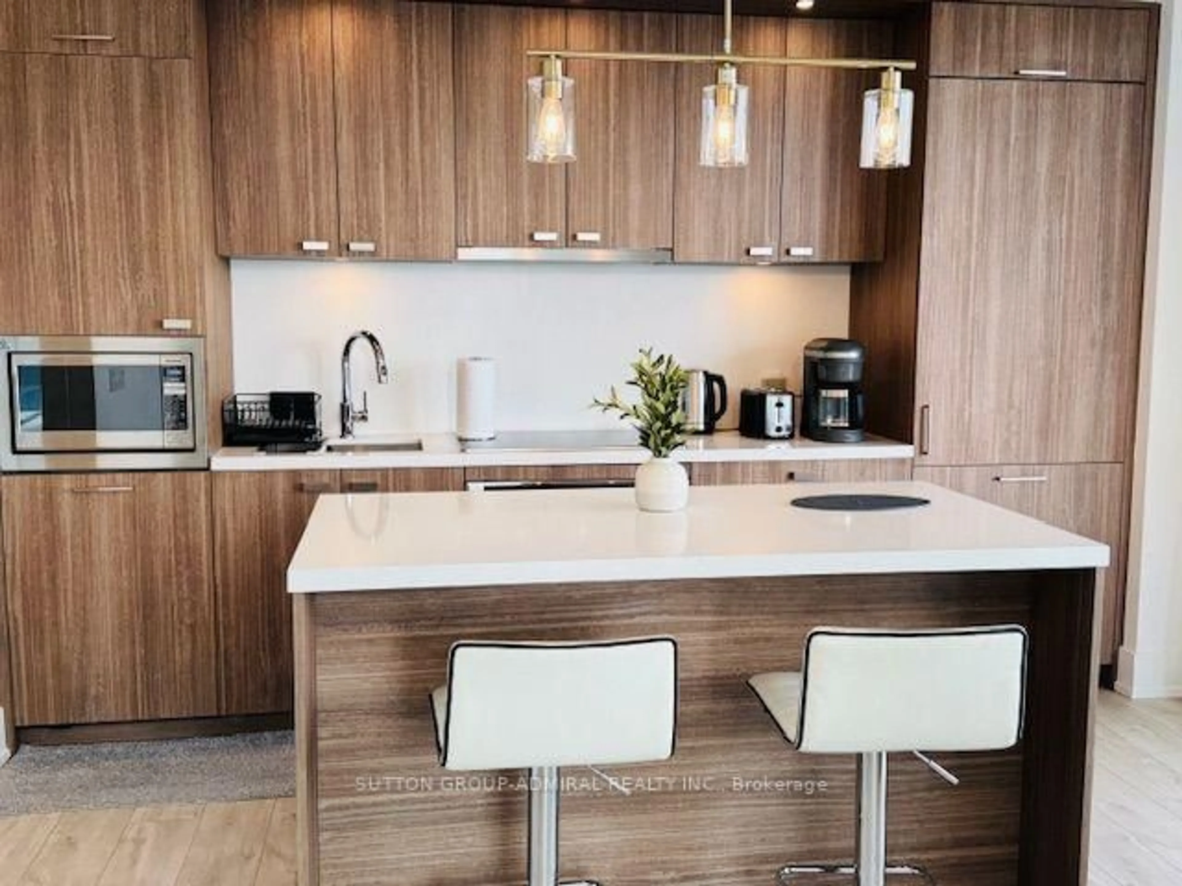 Contemporary kitchen, wood/laminate floor for 10 Inn On The Park Dr #2904, Toronto Ontario M3C 0P9