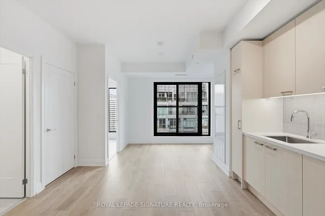 20 Soudan Ave #3409, Toronto 2