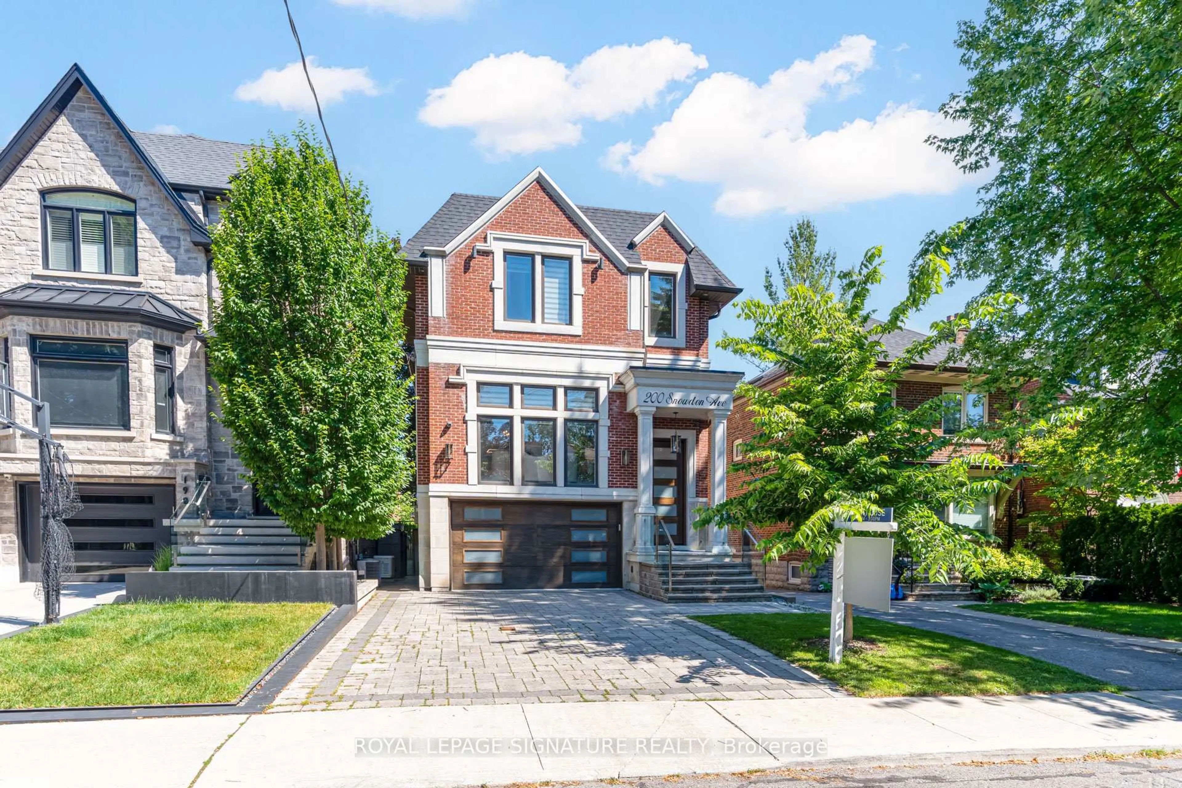 Home with brick exterior material, street for 200 Snowdon Ave, Toronto Ontario M4N 2B2