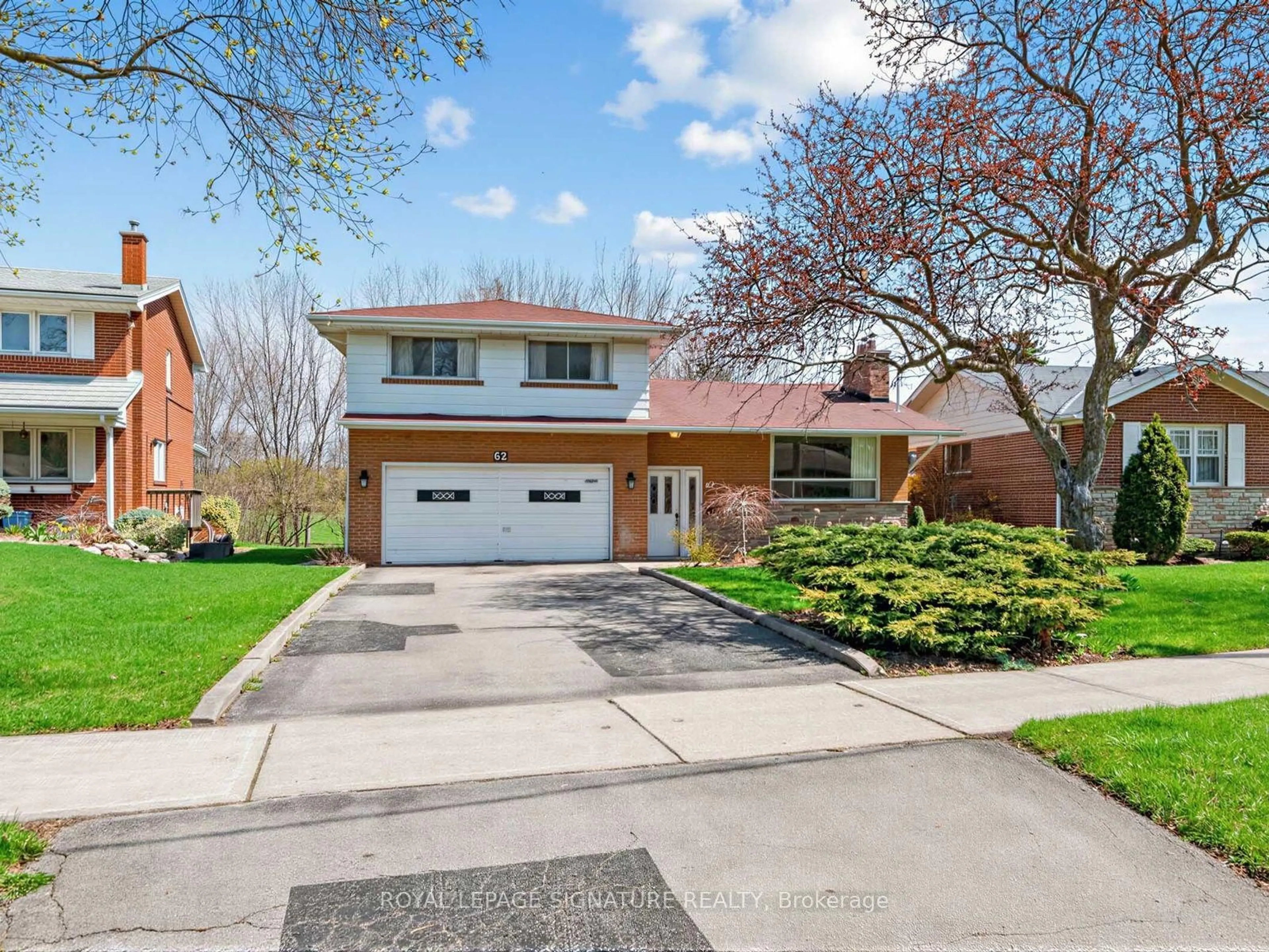Home with brick exterior material, street for 62 Dukinfield Cres, Toronto Ontario M3A 2S1