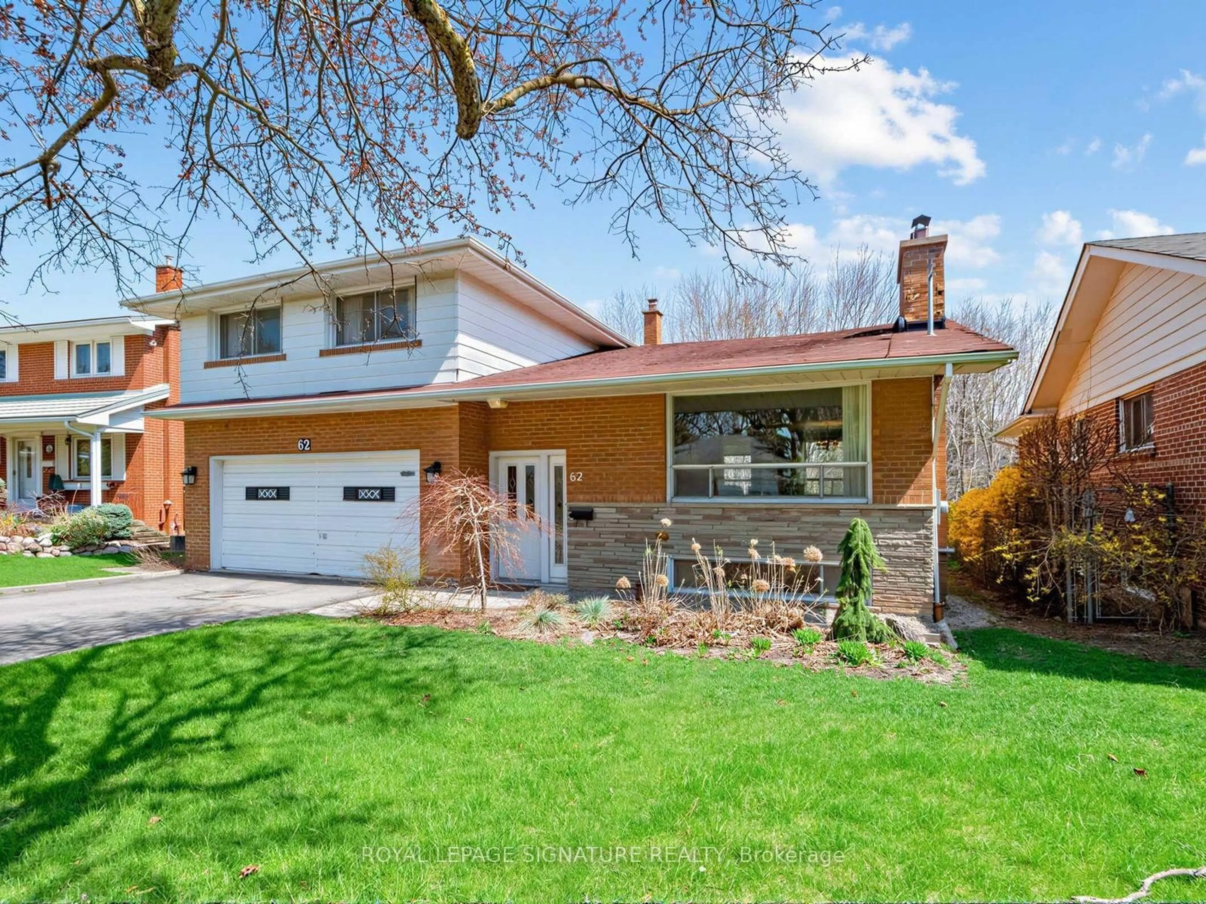 Home with brick exterior material, street for 62 Dukinfield Cres, Toronto Ontario M3A 2S1