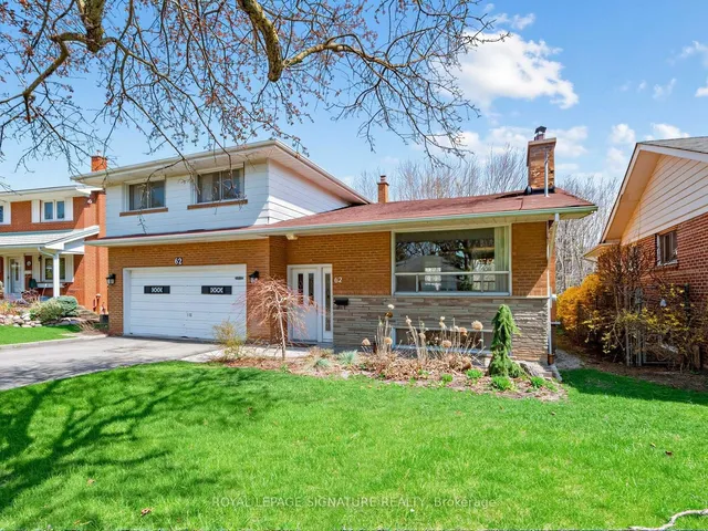 62 Dukinfield Cres, Toronto 2