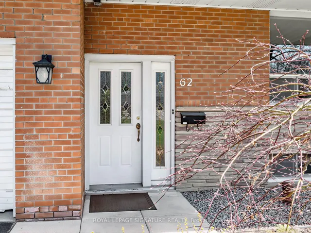 62 Dukinfield Cres, Toronto 4