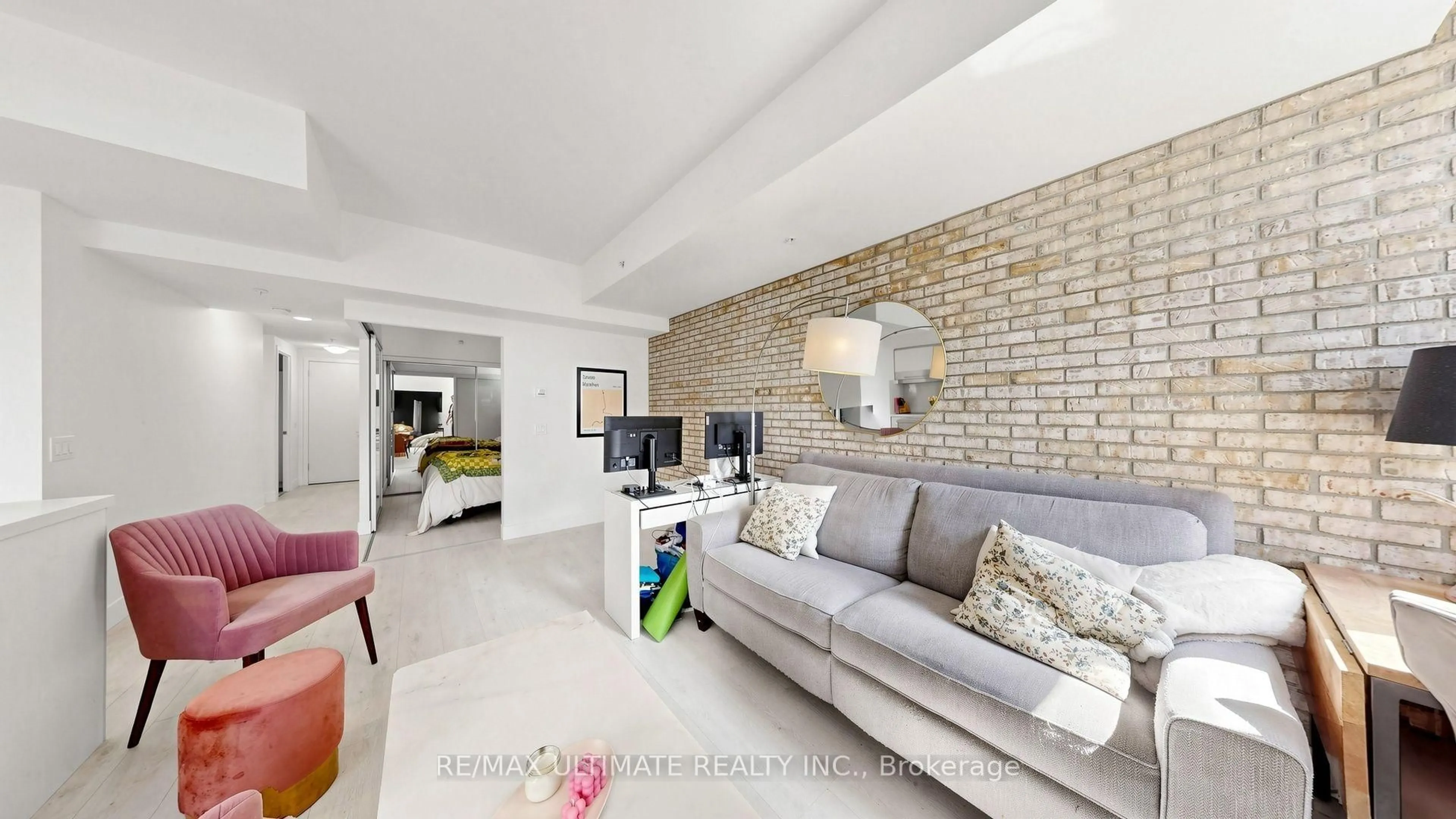 Living room with furniture, unknown for 39 Sherbourne St #303, Toronto Ontario M5A 0L8